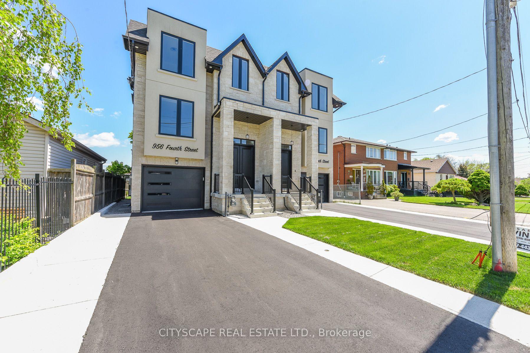 Photo of 954 Fourth Street