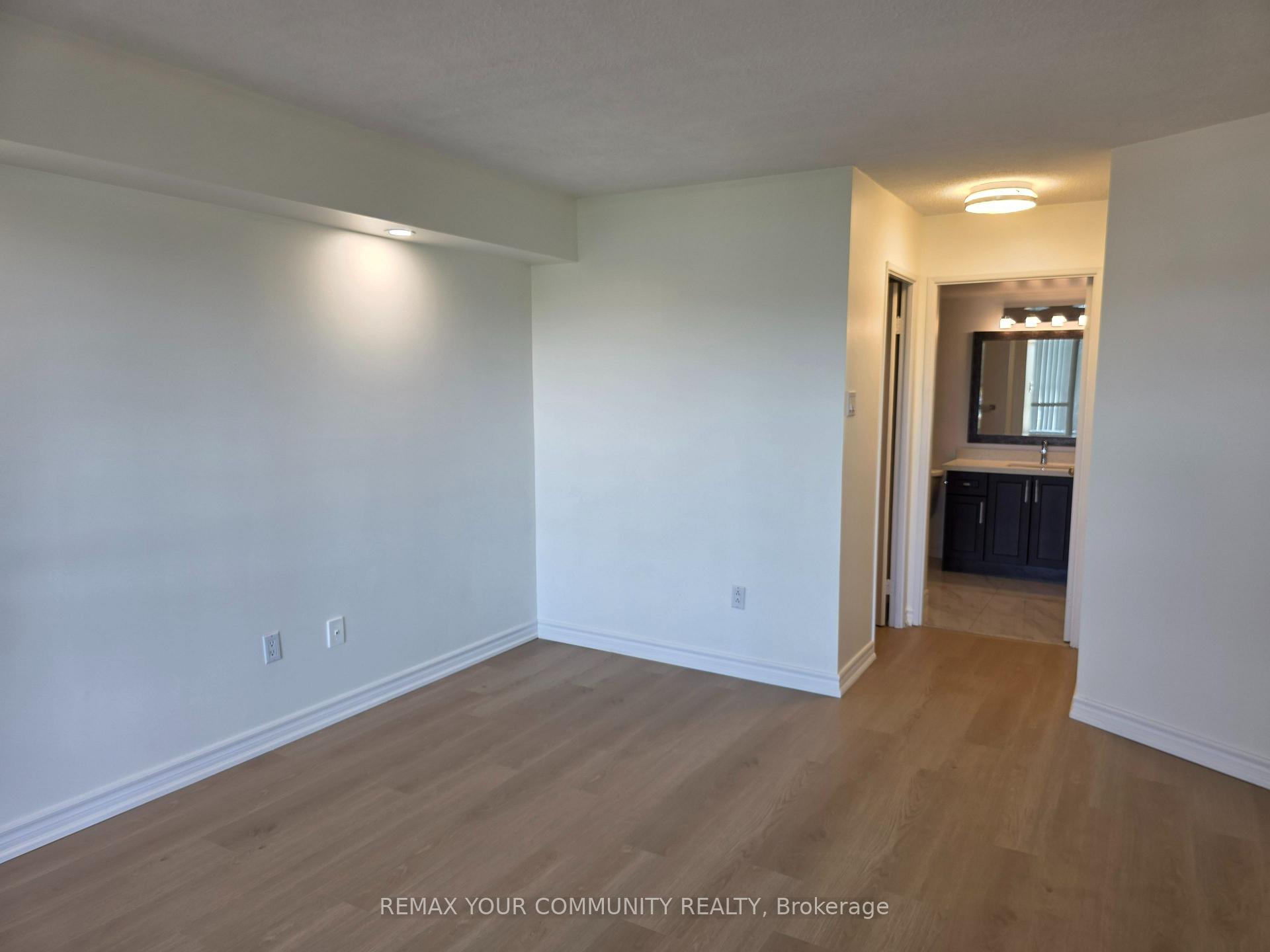 Photo 17 of Unit 726, 7825 Bayview Avenue, Markham, Aileen-Willowbrook — HOMEH