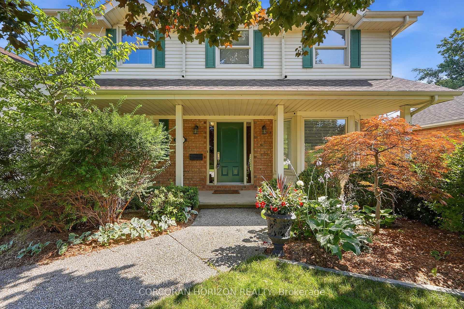 Photo 4 of 46 Devils Creek Drive, Cambridge, Westview — HOMEH