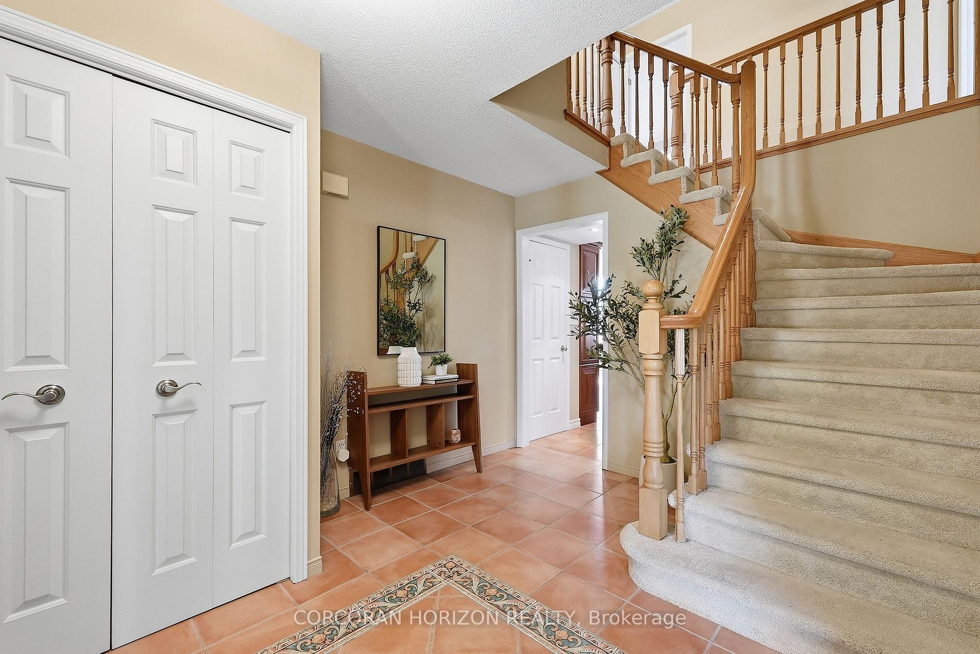 Photo 8 of 46 Devils Creek Drive, Cambridge, Westview — HOMEH