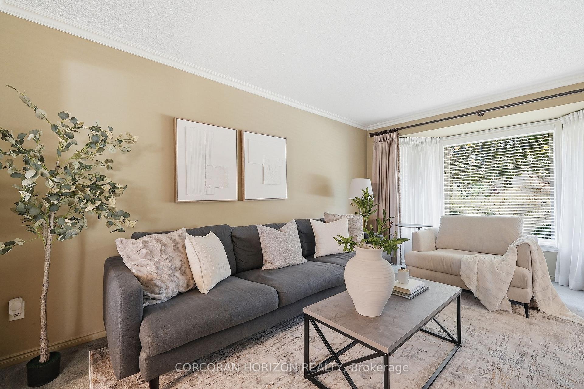 Photo 10 of 46 Devils Creek Drive, Cambridge, Westview — HOMEH