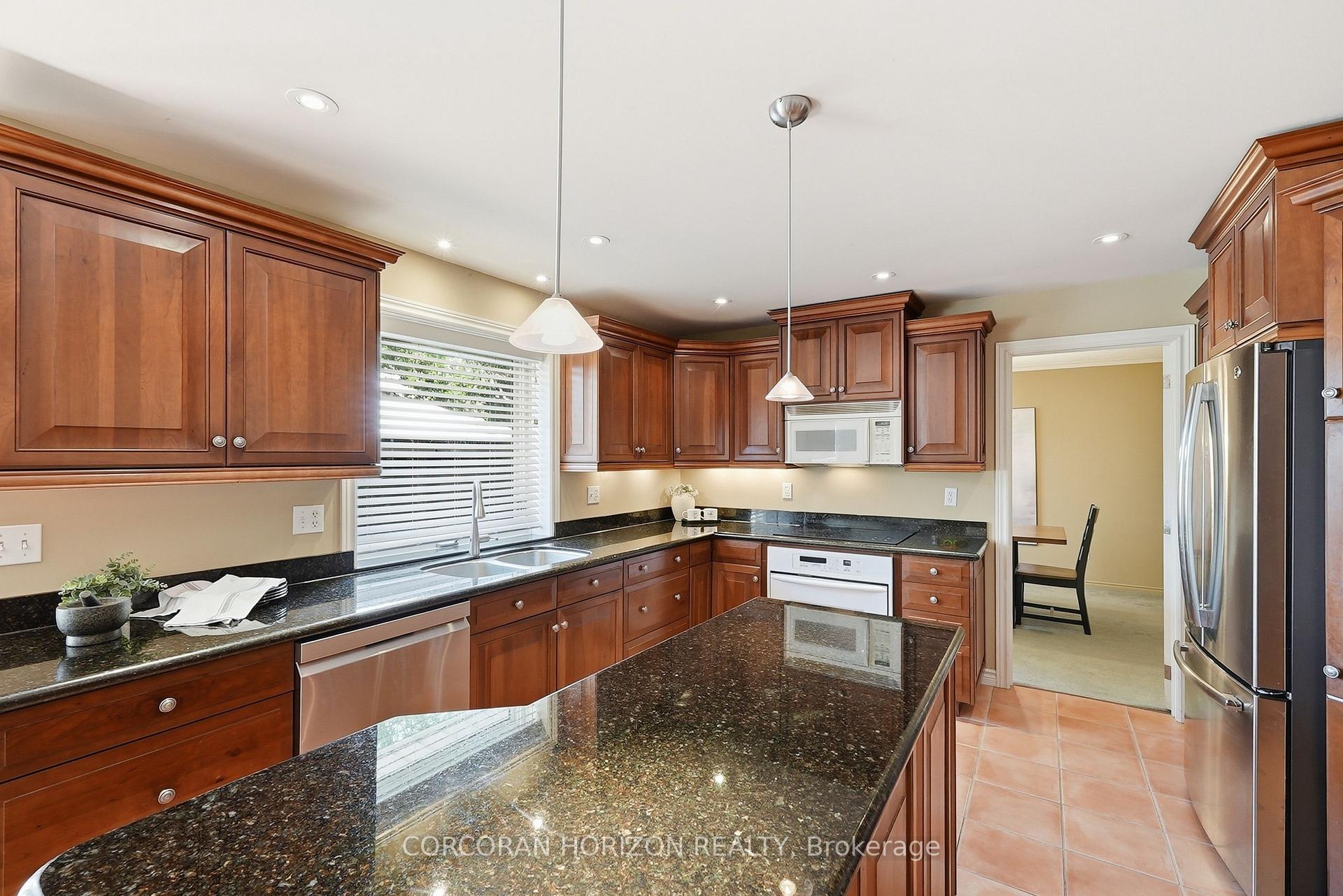 Photo 16 of 46 Devils Creek Drive, Cambridge, Westview — HOMEH