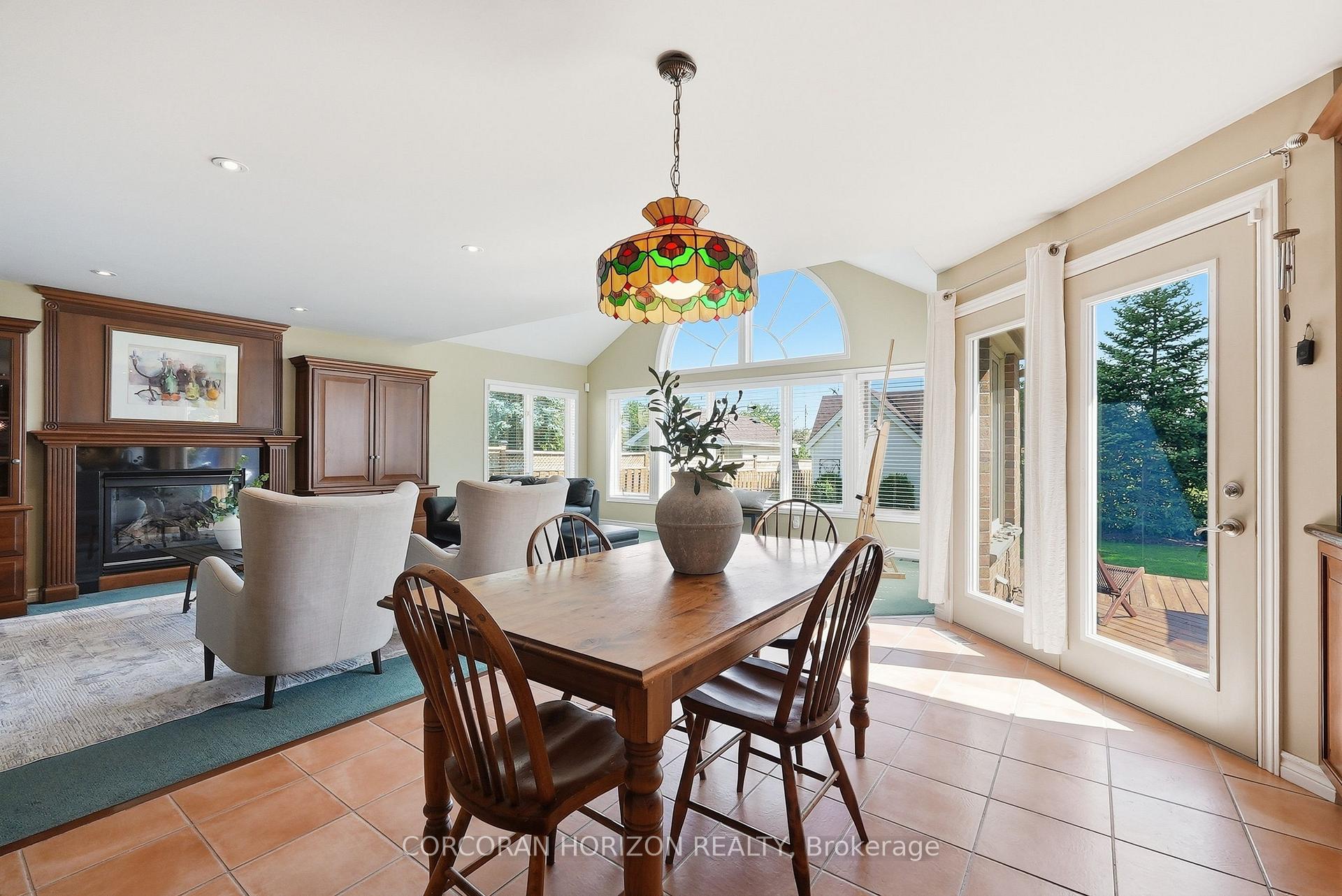 Photo 20 of 46 Devils Creek Drive, Cambridge, Westview — HOMEH