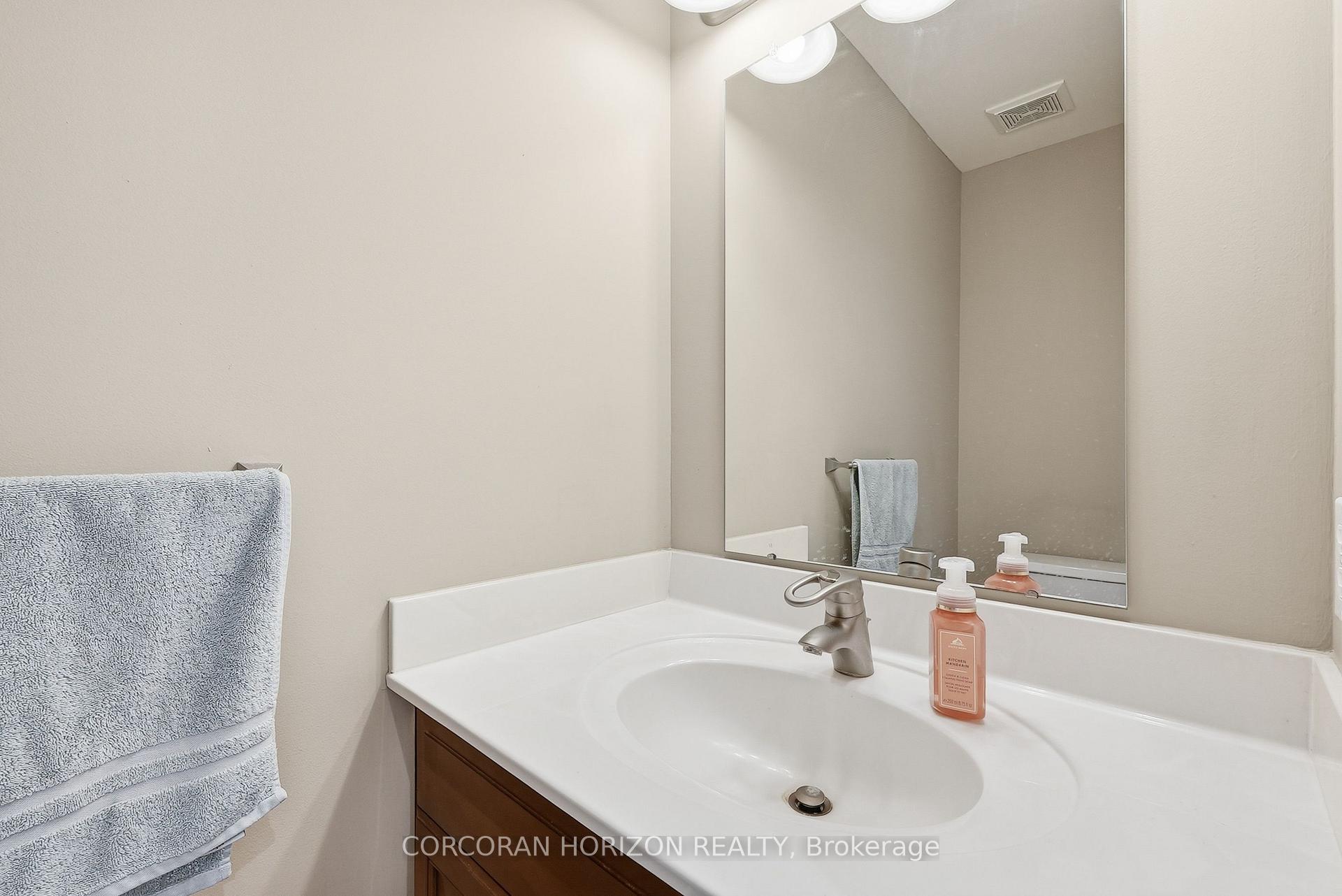 Photo 25 of 46 Devils Creek Drive, Cambridge, Westview — HOMEH