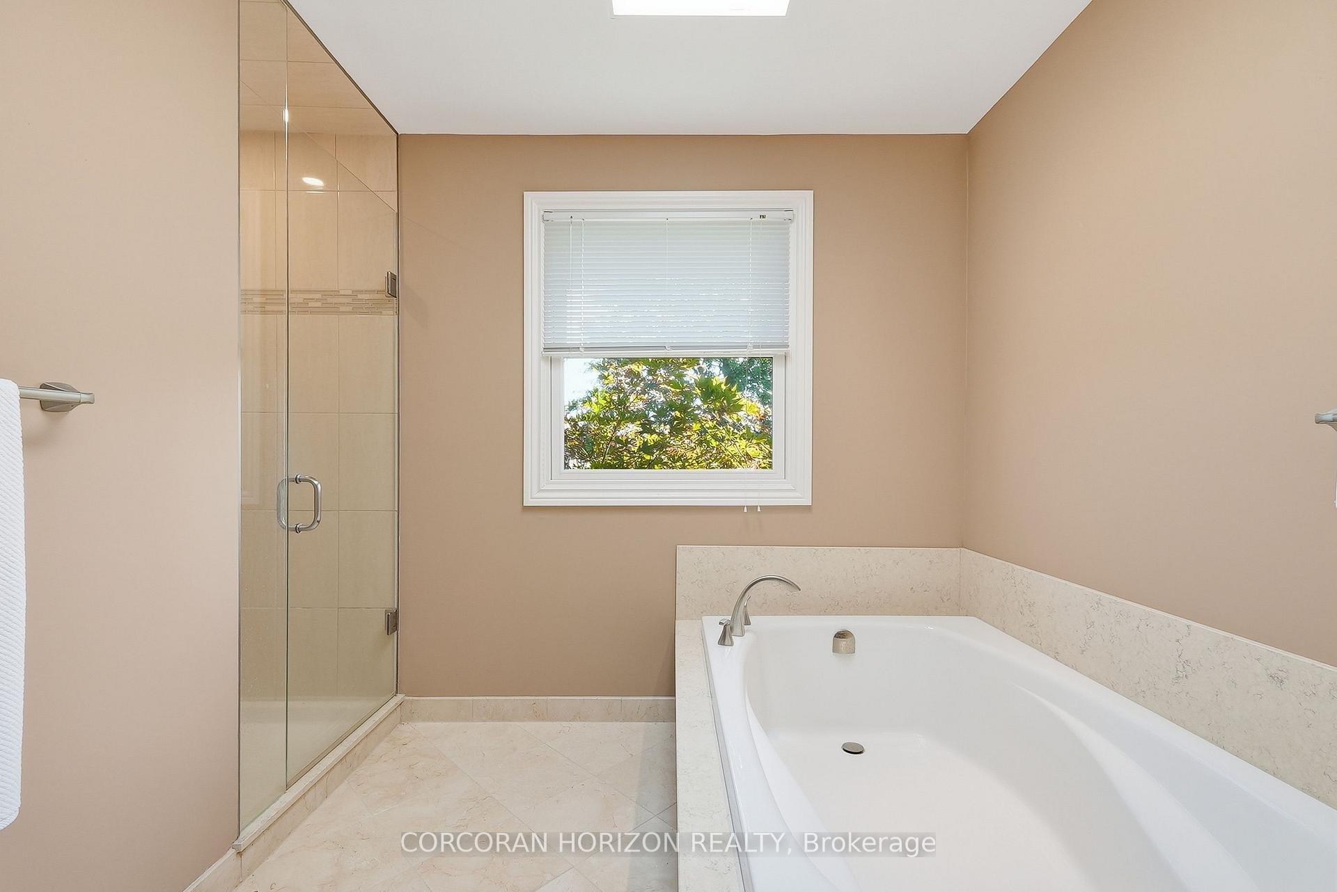 Photo 34 of 46 Devils Creek Drive, Cambridge, Westview — HOMEH