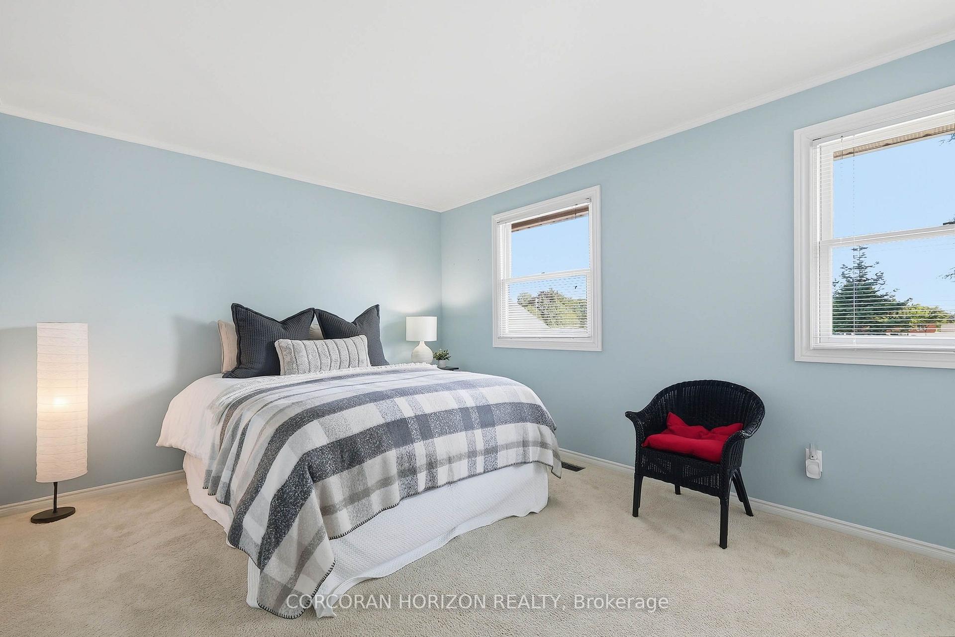 Photo 35 of 46 Devils Creek Drive, Cambridge, Westview — HOMEH
