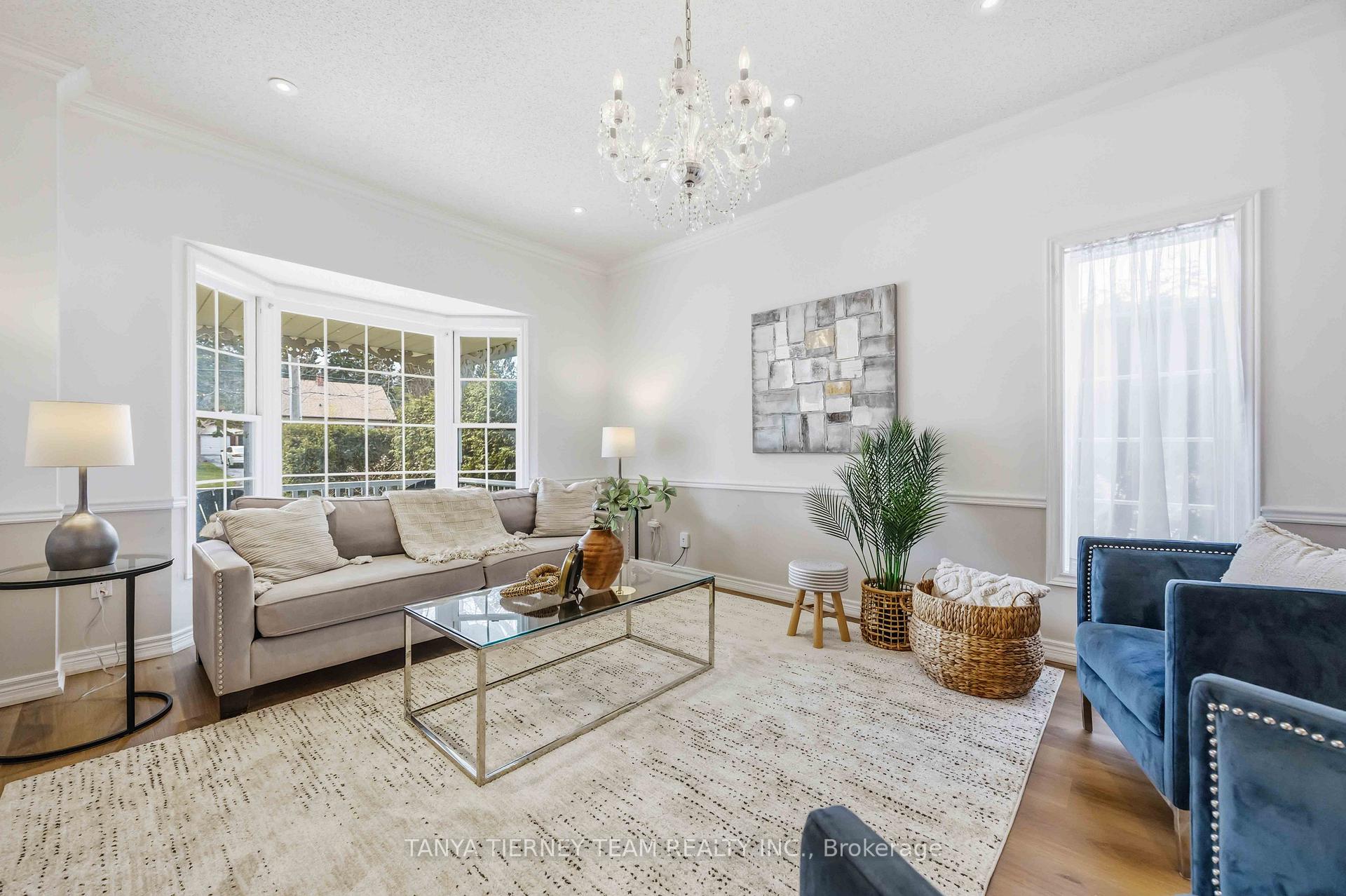 Photo 7 of 467 Oakwood Drive, Pickering, Rosebank — HOMEH