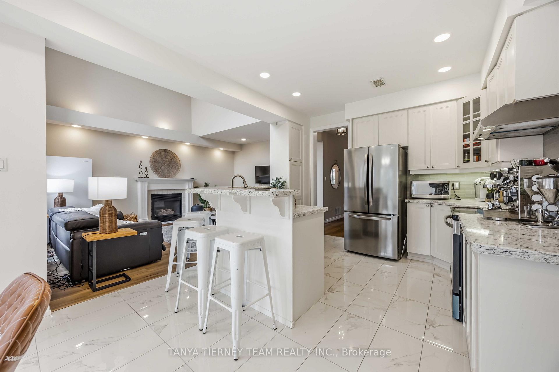 Photo 14 of 467 Oakwood Drive, Pickering, Rosebank — HOMEH