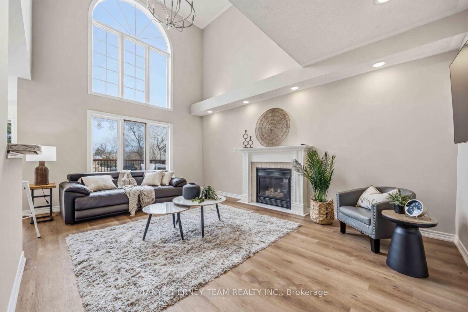 Photo 17 of 467 Oakwood Drive, Pickering, Rosebank — HOMEH