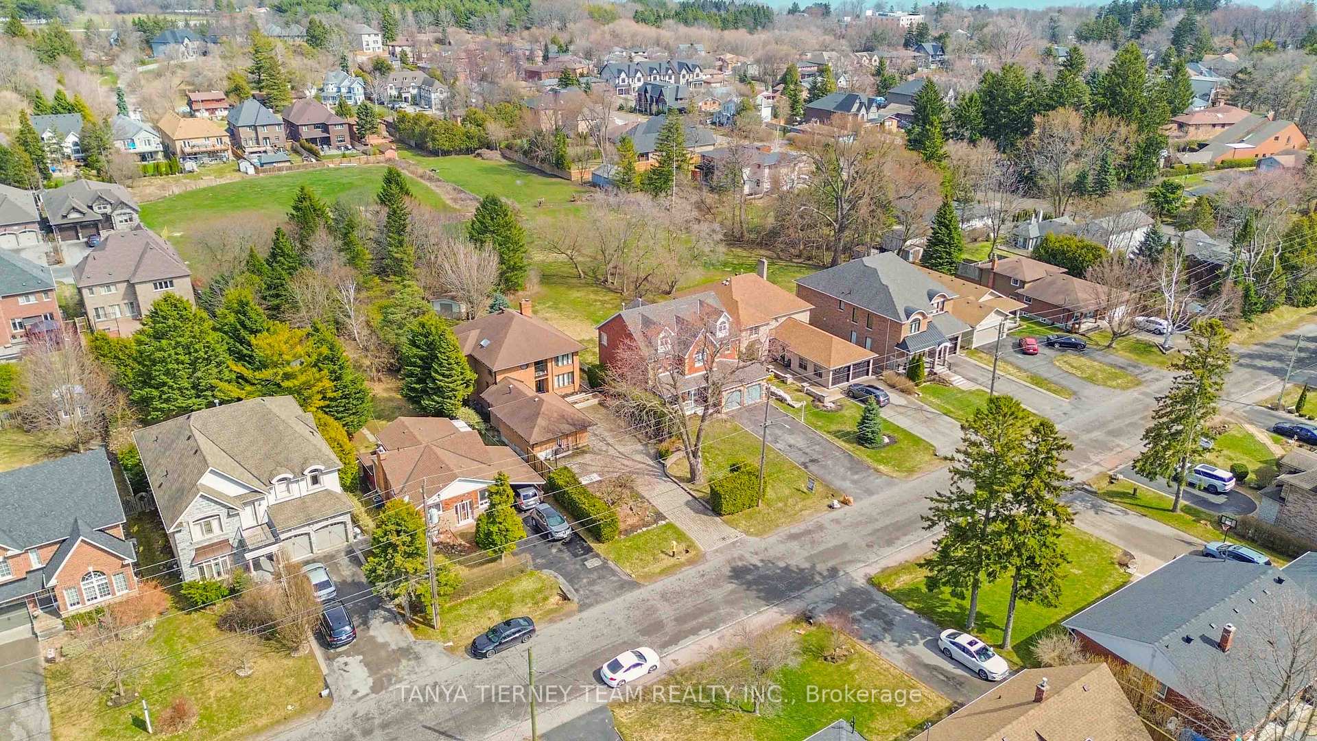Photo 47 of 467 Oakwood Drive, Pickering, Rosebank — HOMEH