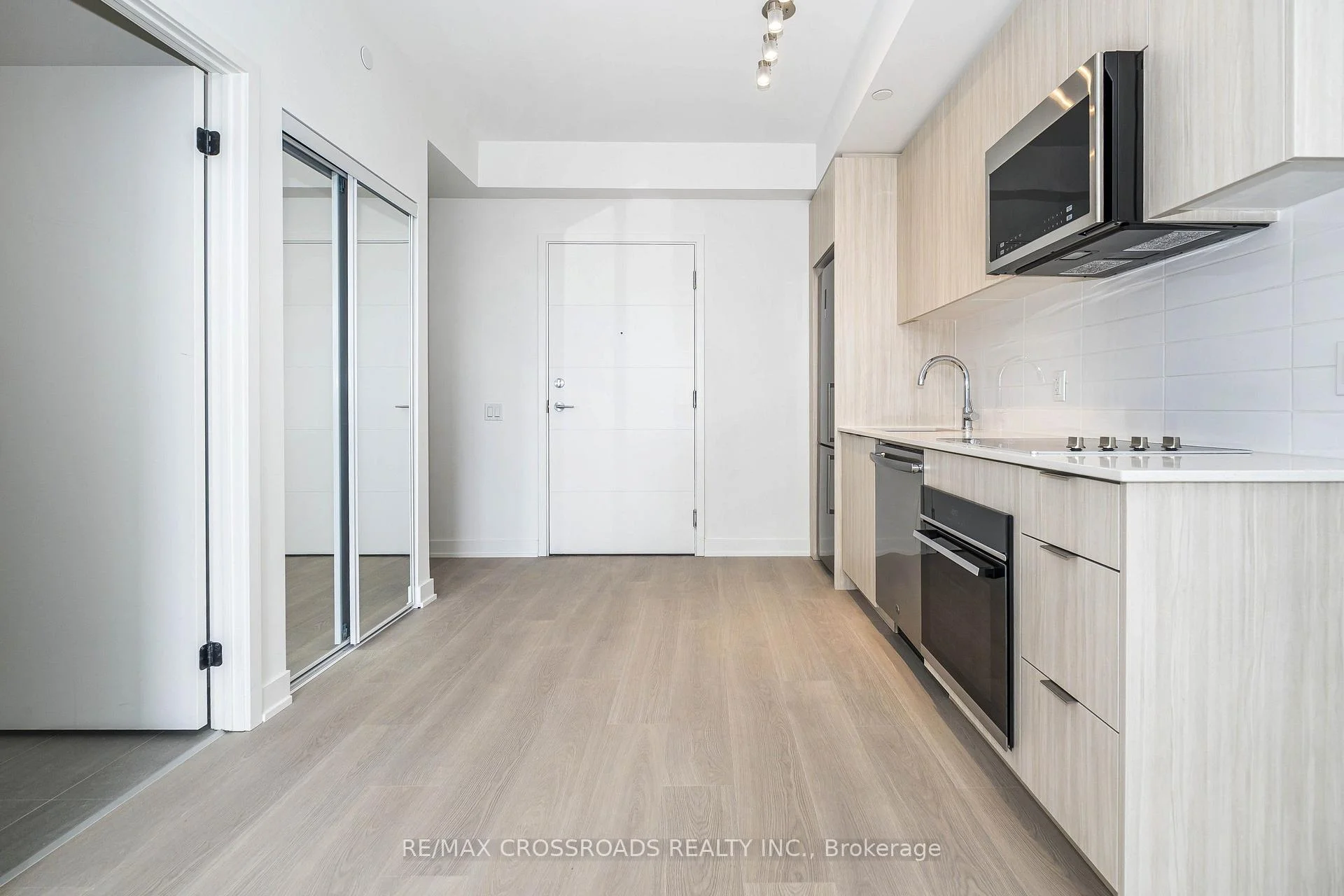 Photo 15 of Unit 411, 20 Deans Drive, Scarborough, Clairlea-Birchmount — HOMEH