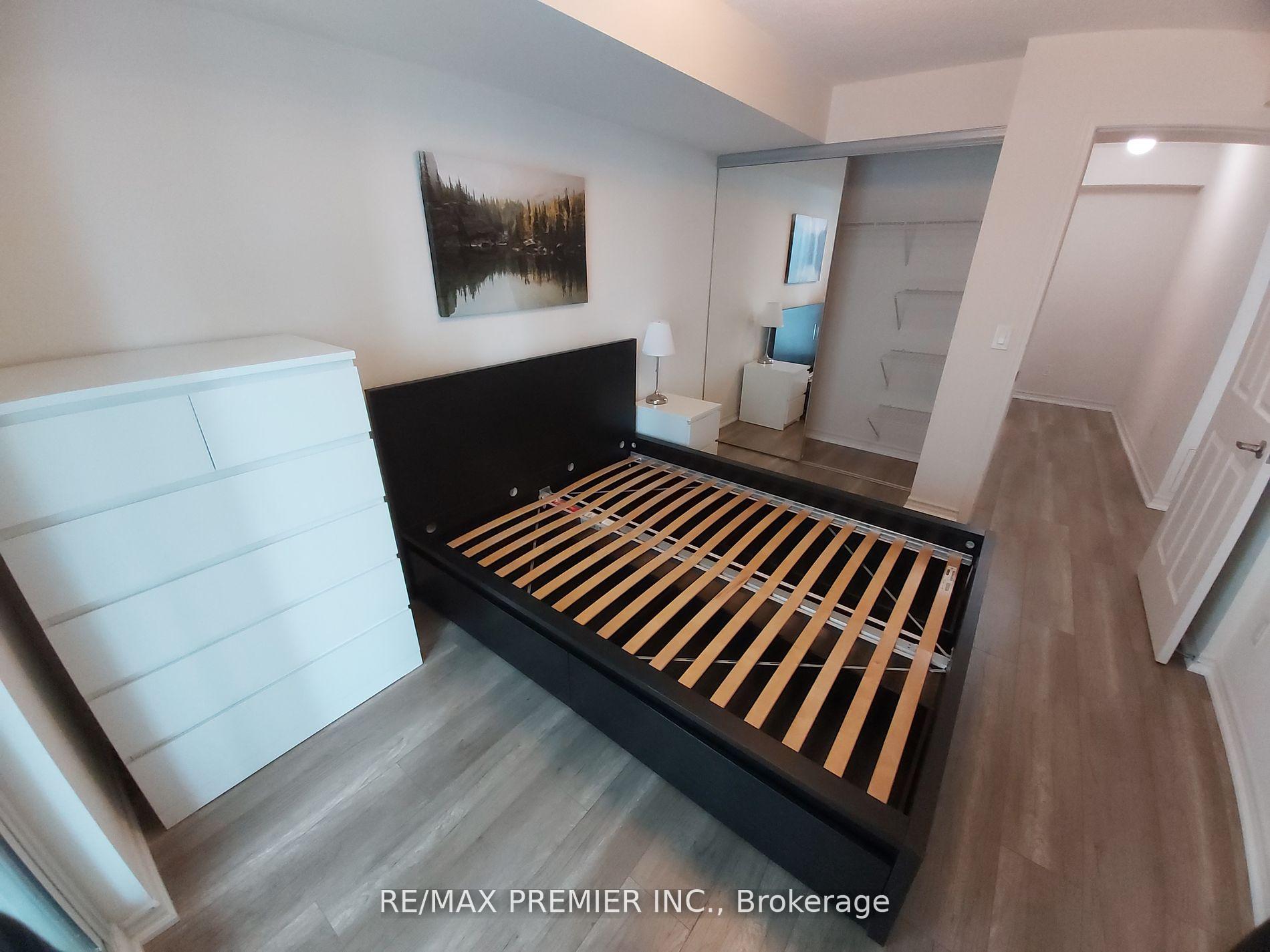 Photo 10 of Unit 2507, 19 Grand Trunk Crescent, Toronto, Waterfront Communities — HOMEH