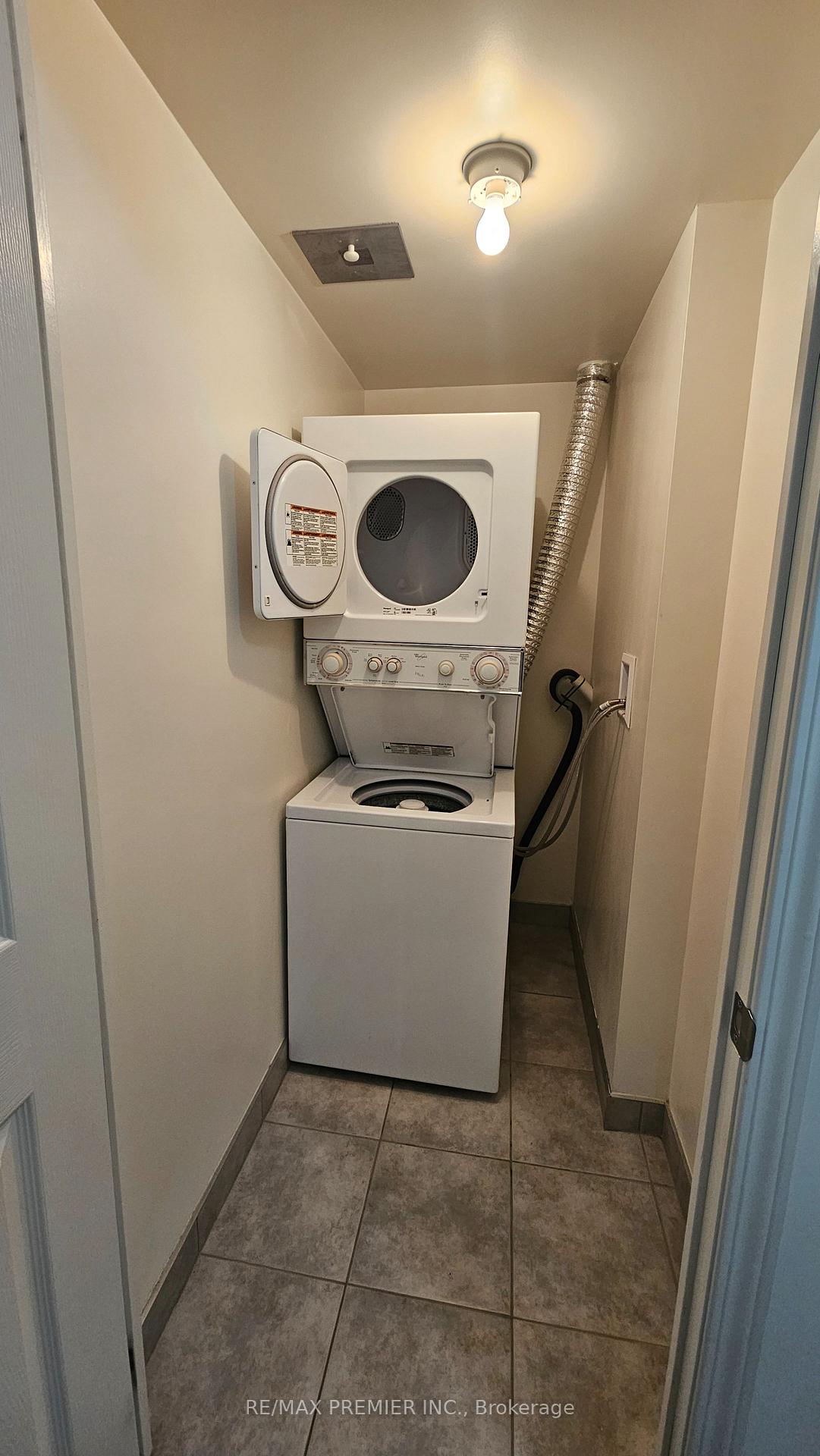 Photo 11 of Unit 2507, 19 Grand Trunk Crescent, Toronto, Waterfront Communities — HOMEH