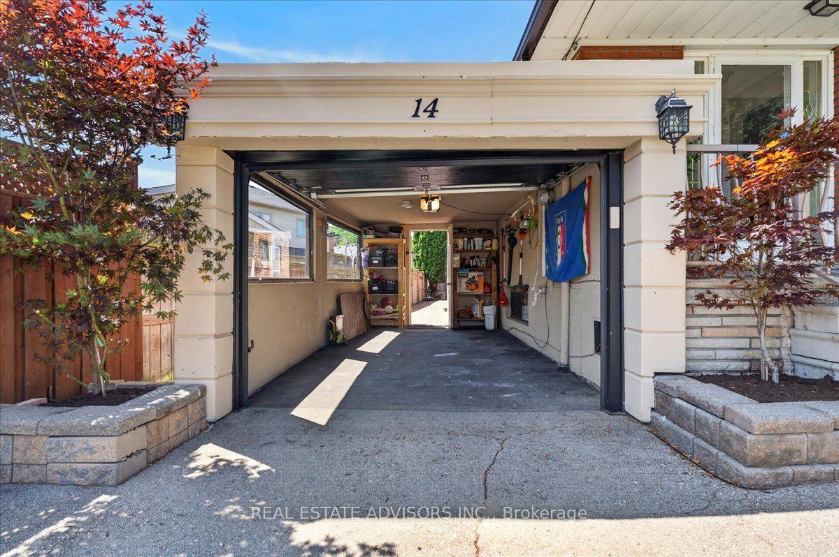 Photo 22 of 14 Grampian Crescent, North York, Humber Summit — HOMEH