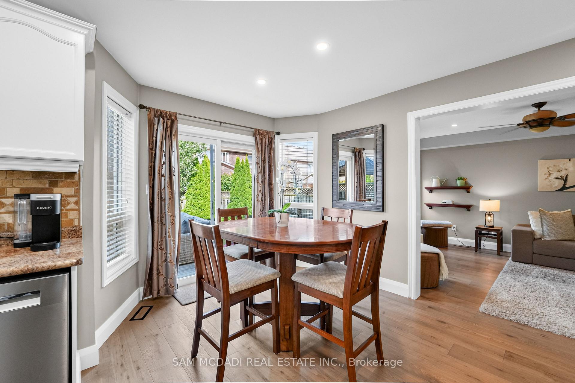 Photo 15 of 2191 Coldwater Street, Burlington, Orchard — HOMEH