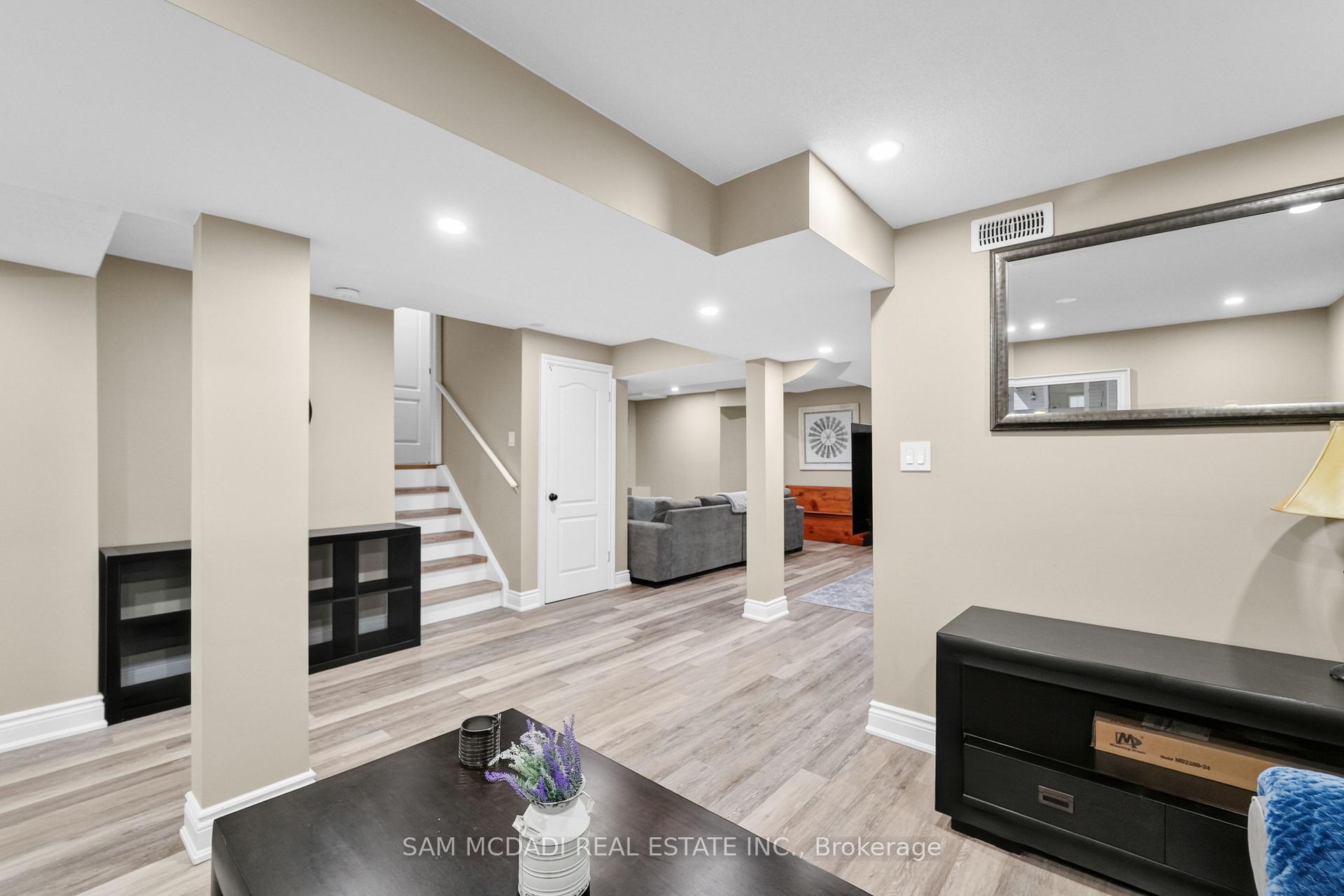 Photo 29 of 2191 Coldwater Street, Burlington, Orchard — HOMEH