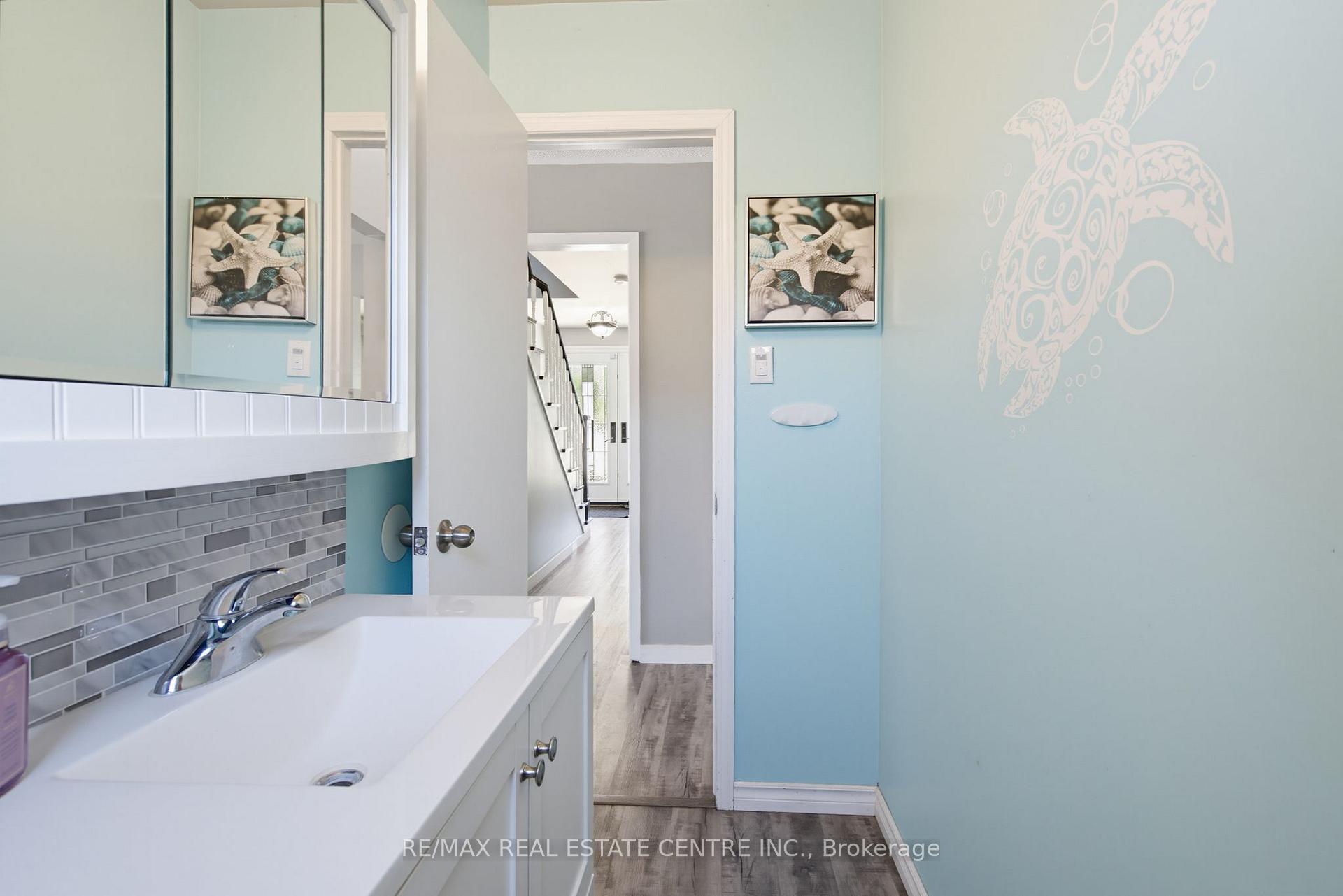 Photo 19 of 39 Amelia Street, Orangeville — HOMEH