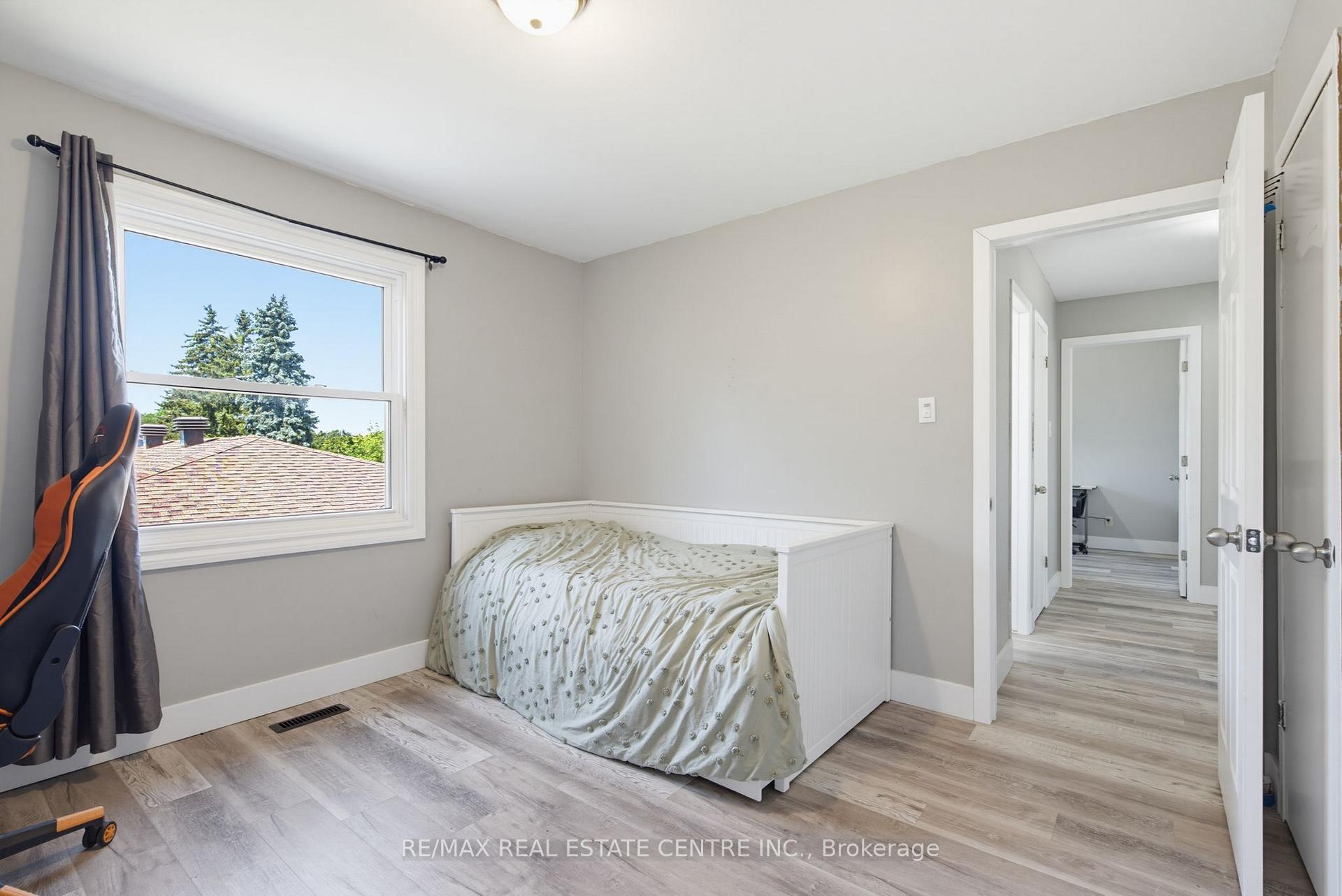 Photo 29 of 39 Amelia Street, Orangeville — HOMEH