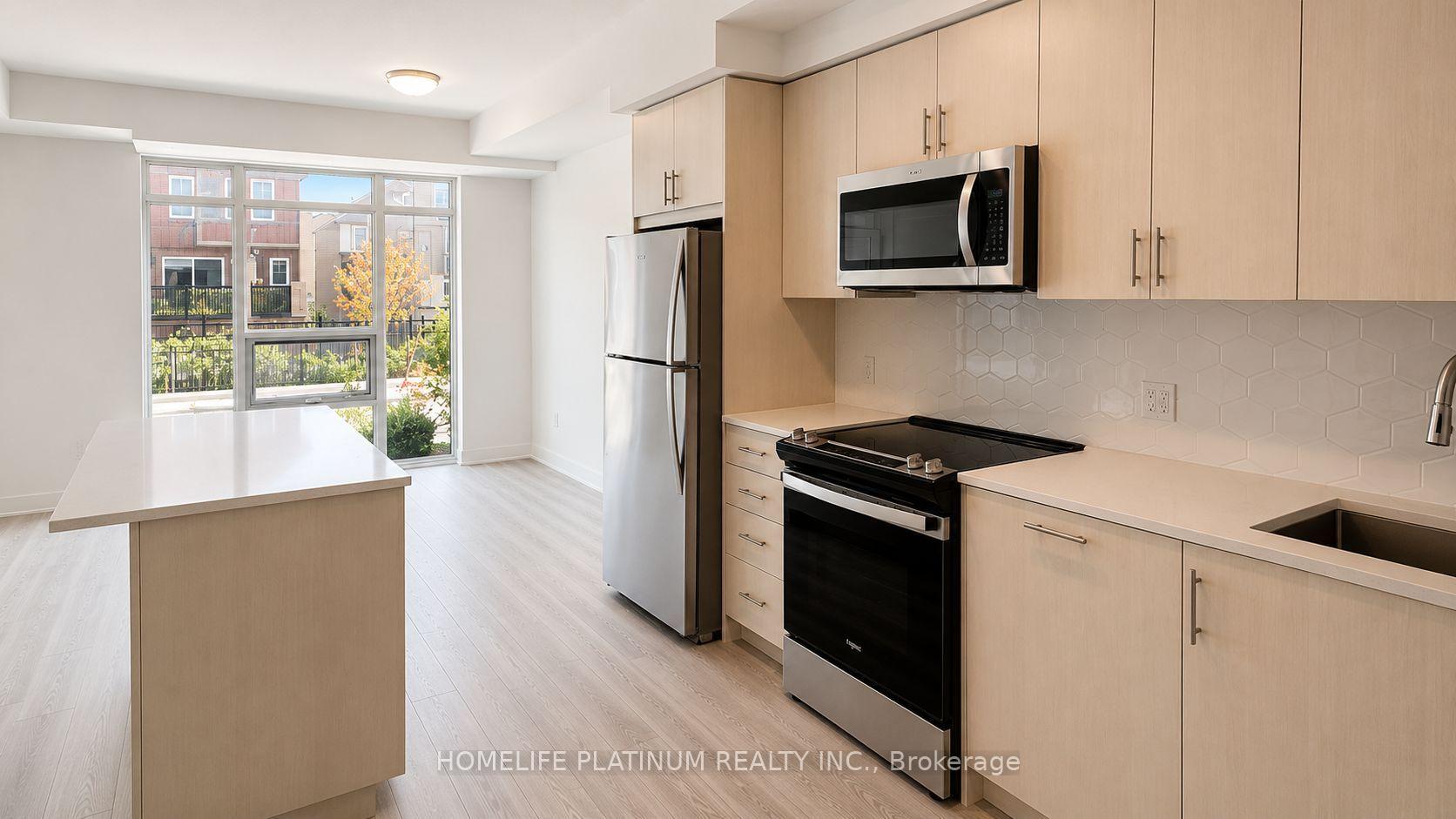Photo 6 of Unit 5, 24 Alpine Symphony Path, Oshawa, Windfields — HOMEH