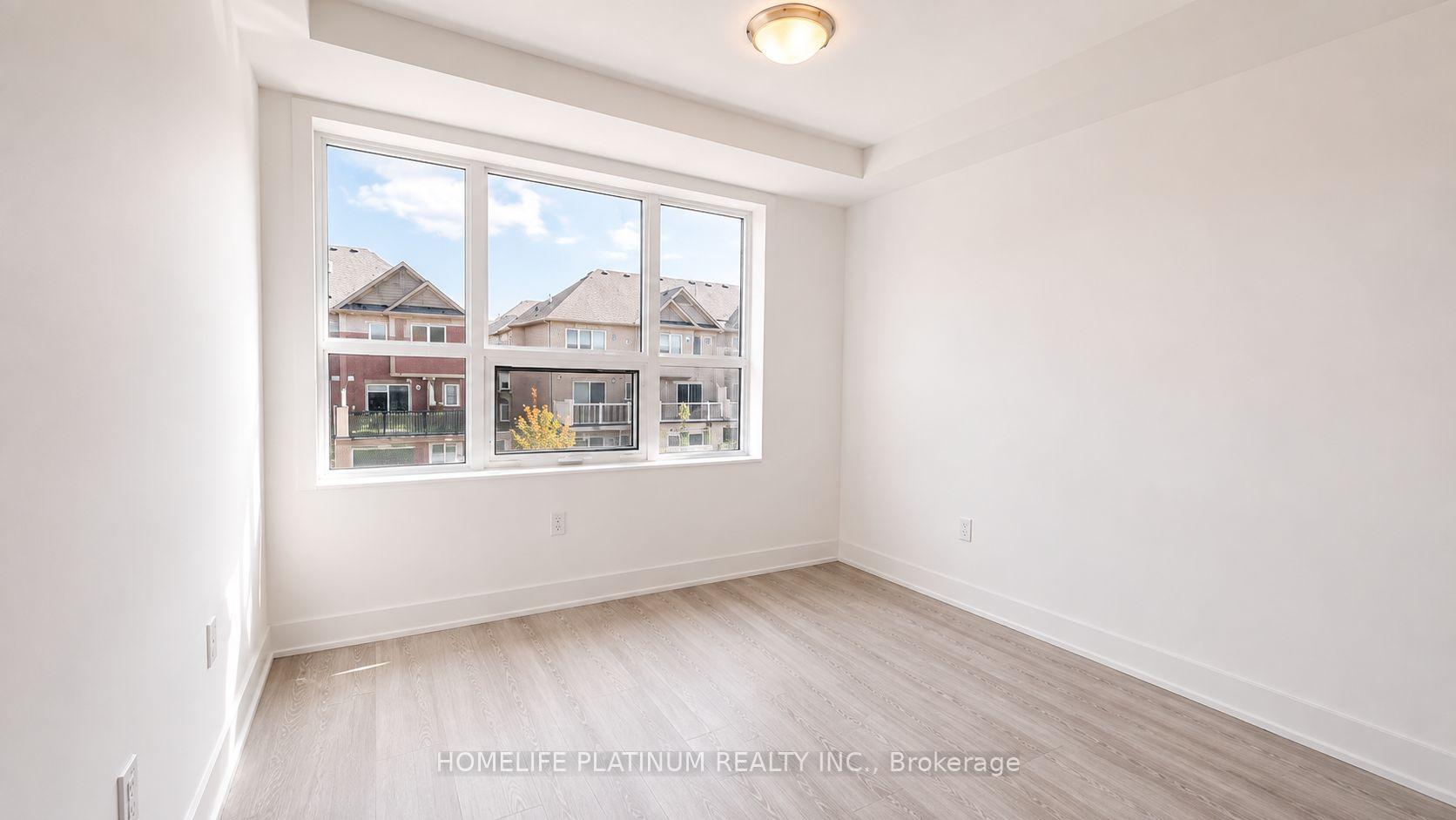 Photo 15 of Unit 5, 24 Alpine Symphony Path, Oshawa, Windfields — HOMEH