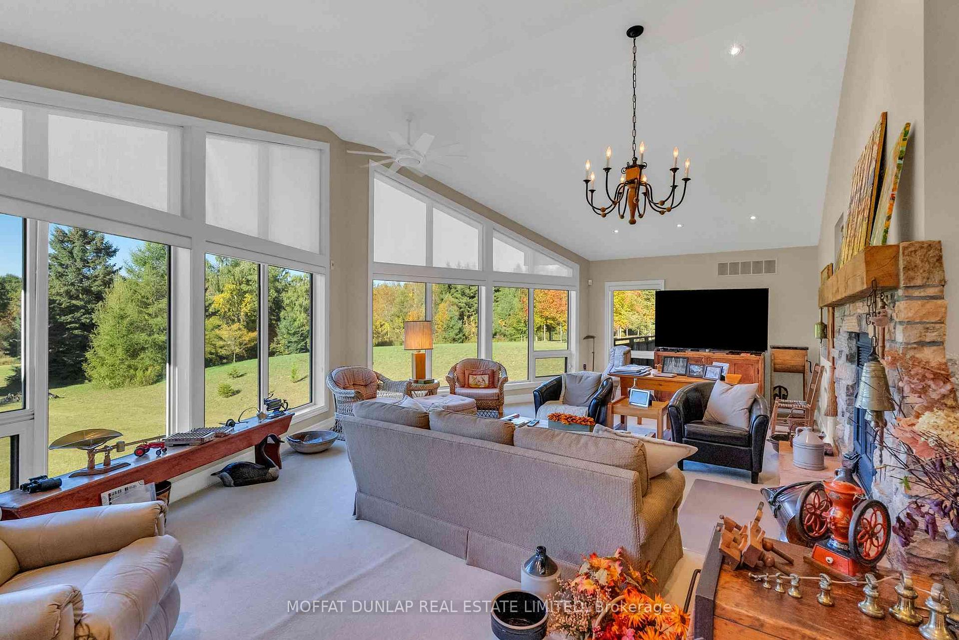 Photo 4 of 15910 Mississauga Road, Caledon, Rural Caledon — HOMEH