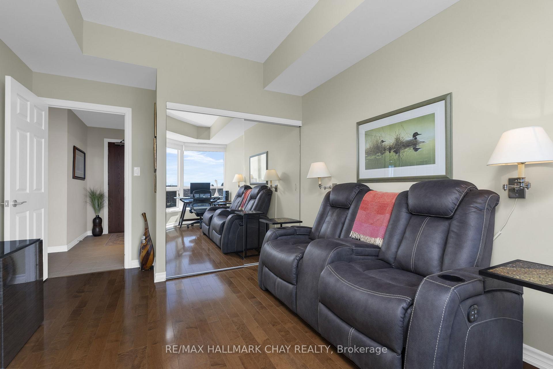 Photo 18 of Unit 702, 37 Ellen Street, Barrie, City Centre — HOMEH