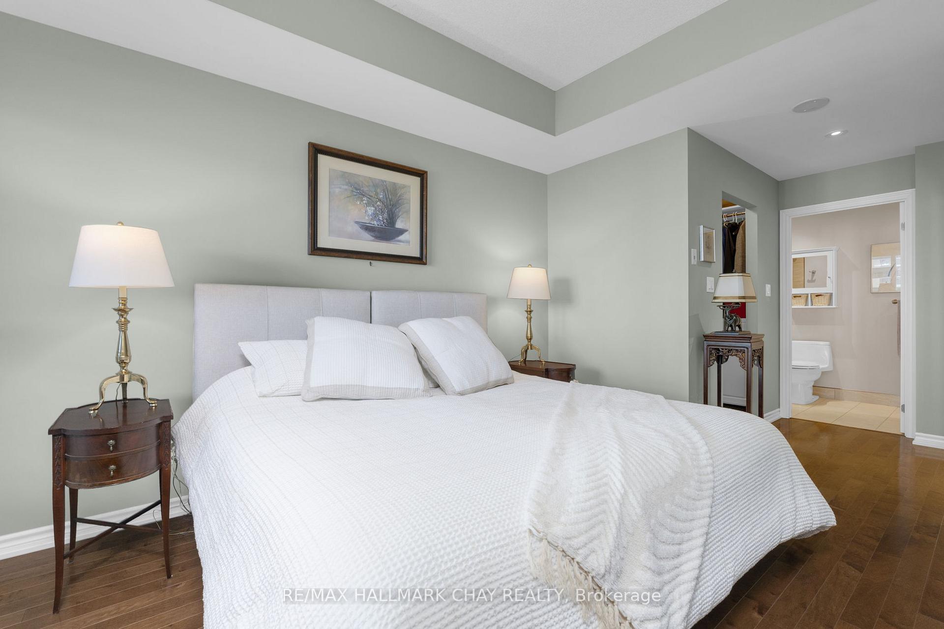 Photo 21 of Unit 702, 37 Ellen Street, Barrie, City Centre — HOMEH