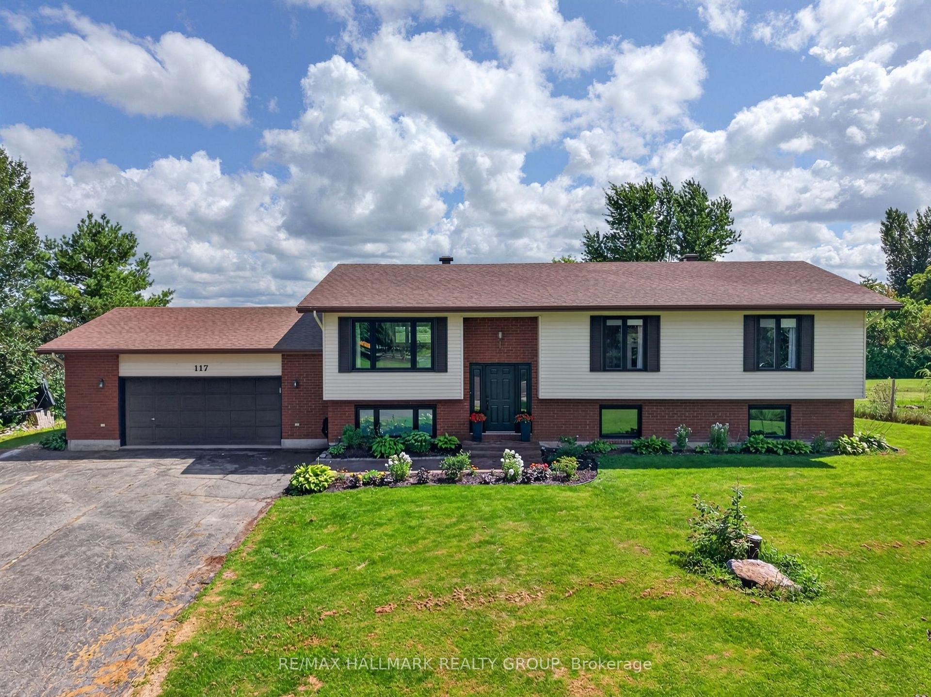 Photo 1 of 117 Canyon Drive, Ottawa, Fitzroy Ward (South East) — HOMEH