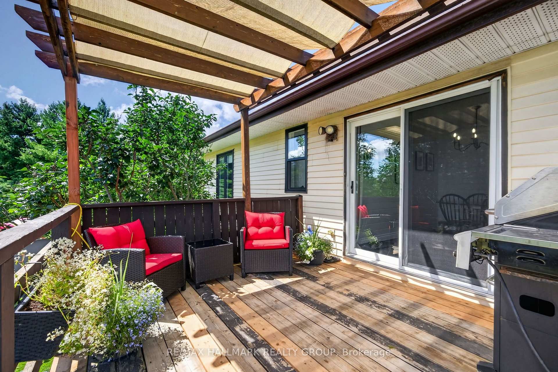 Photo 36 of 117 Canyon Drive, Ottawa, Fitzroy Ward (South East) — HOMEH