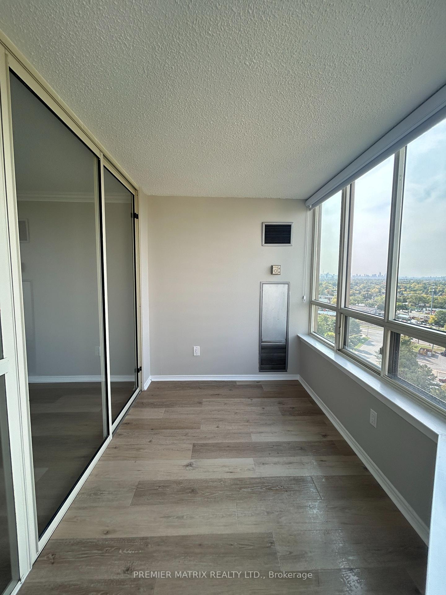 Photo 12 of Unit 1421, 3 Greystone Walk Drive, Scarborough, Kennedy Park — HOMEH