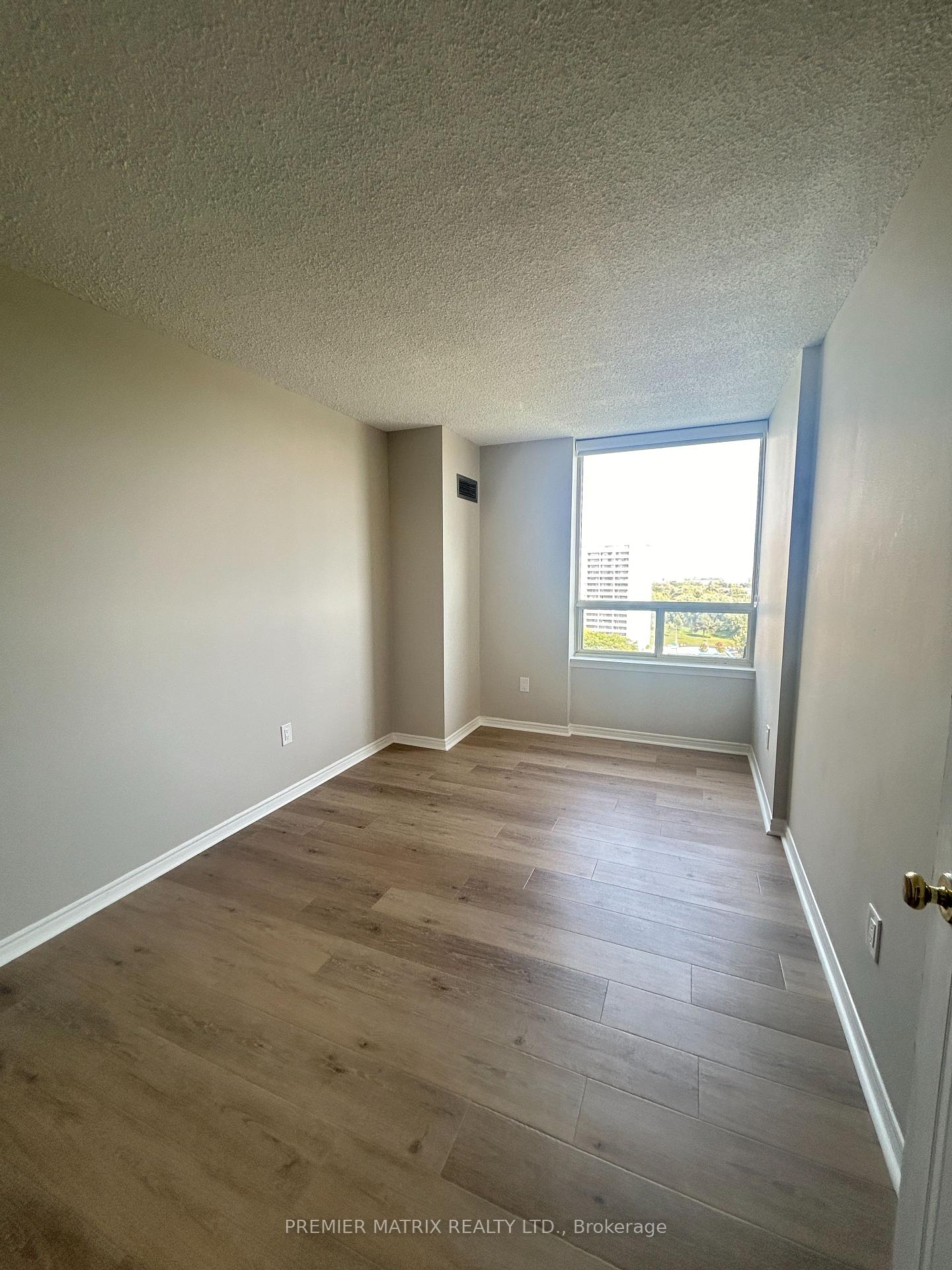 Photo 19 of Unit 1421, 3 Greystone Walk Drive, Scarborough, Kennedy Park — HOMEH