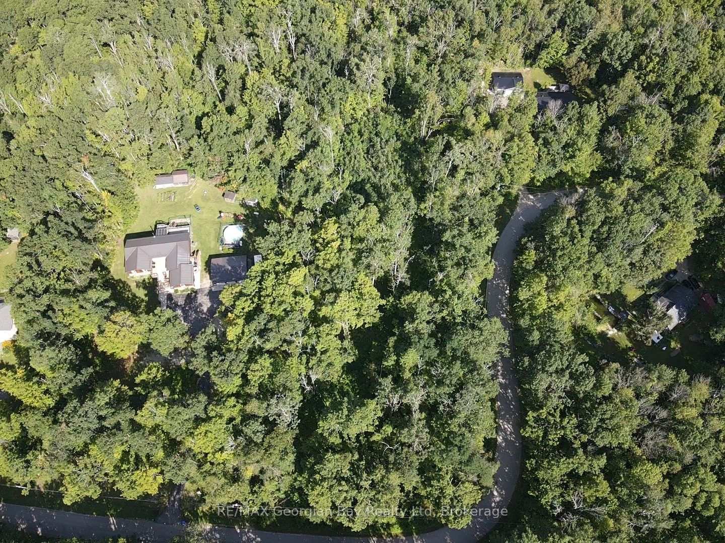 Photo 6 of 168 Peter Street E, Oro-Medonte, Rural Oro-Medonte — HOMEH