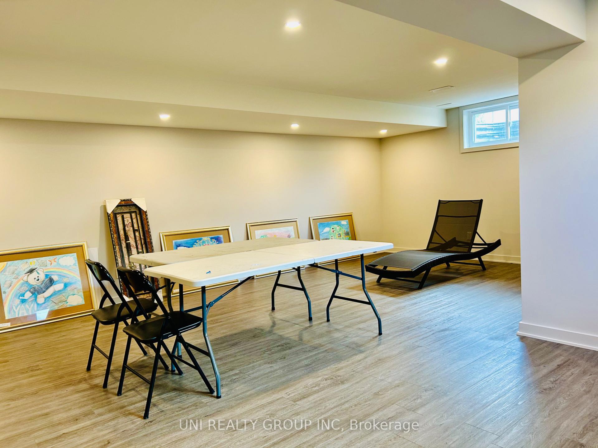 Photo 13 of 1085 Lunar Glow Crescent, Ottawa, Riverside South/Gloucester Glen — HOMEH