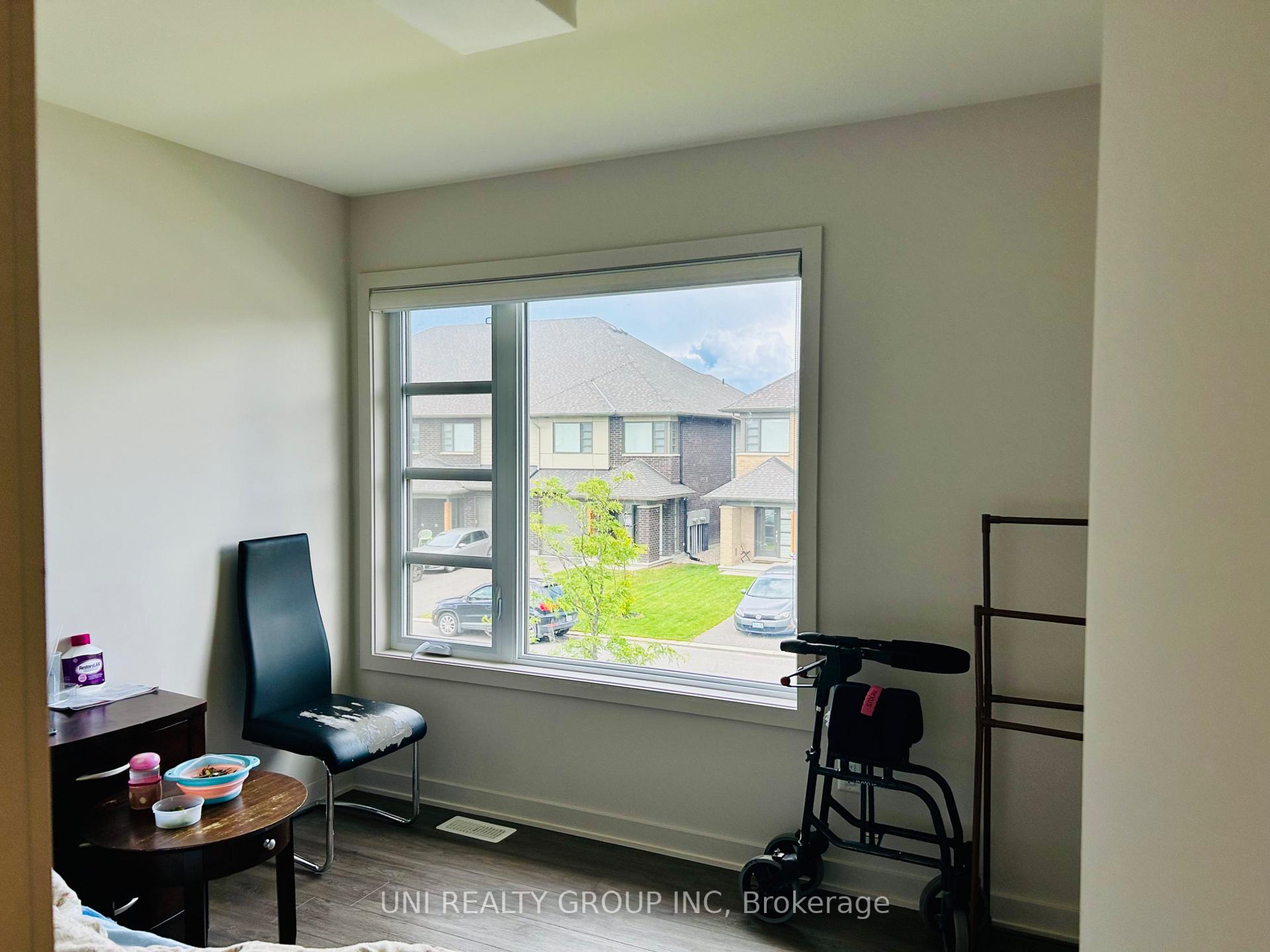 Photo 22 of 1085 Lunar Glow Crescent, Ottawa, Riverside South/Gloucester Glen — HOMEH