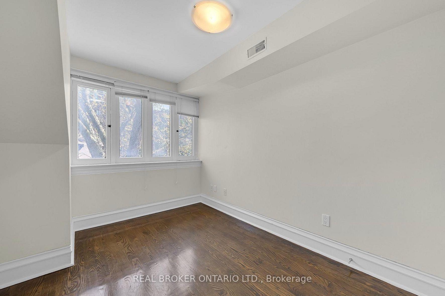 Photo 15 of Unit 3, 12 Foxbar Road, Toronto, Yonge-St. Clair — HOMEH