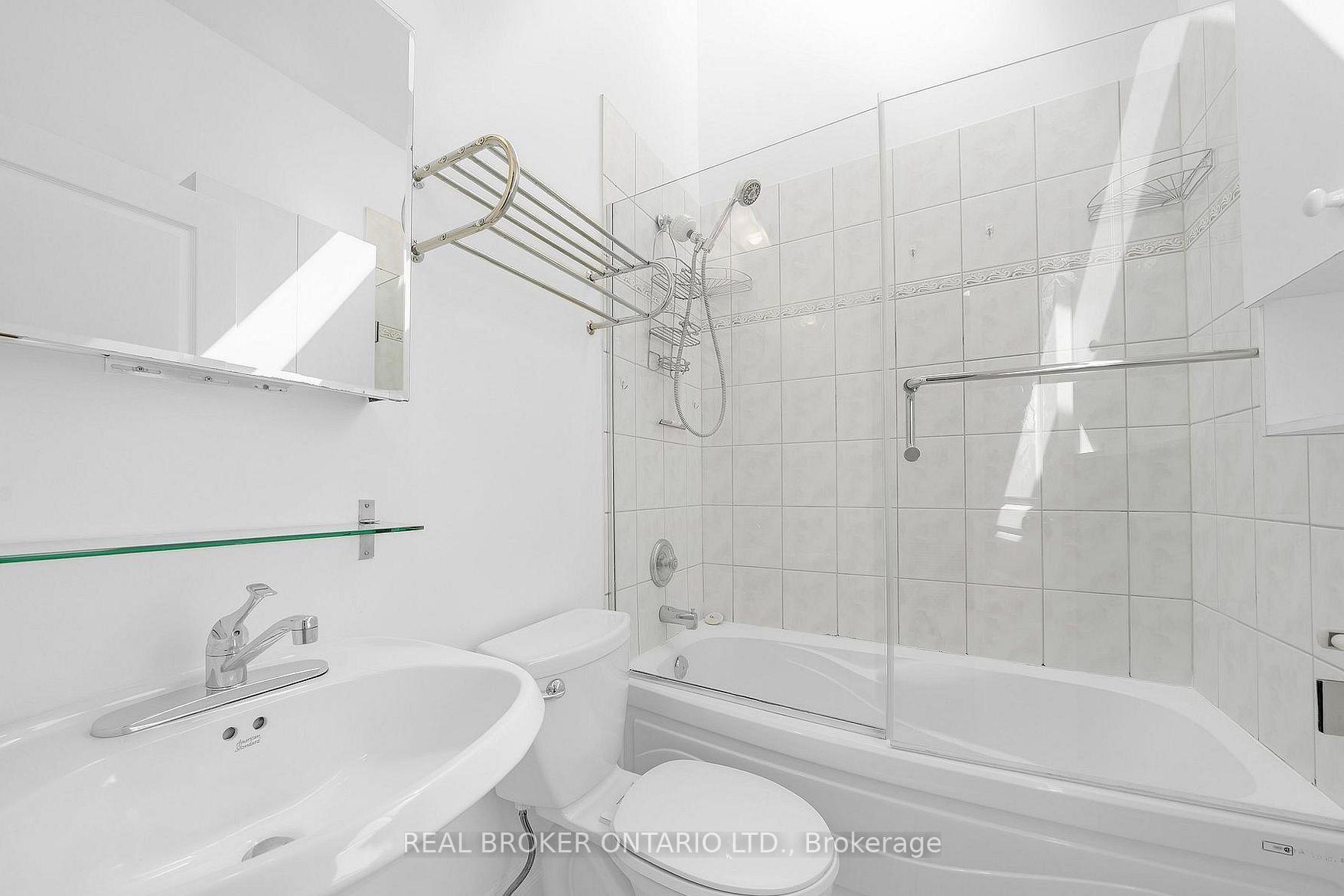 Photo 19 of Unit 3, 12 Foxbar Road, Toronto, Yonge-St. Clair — HOMEH