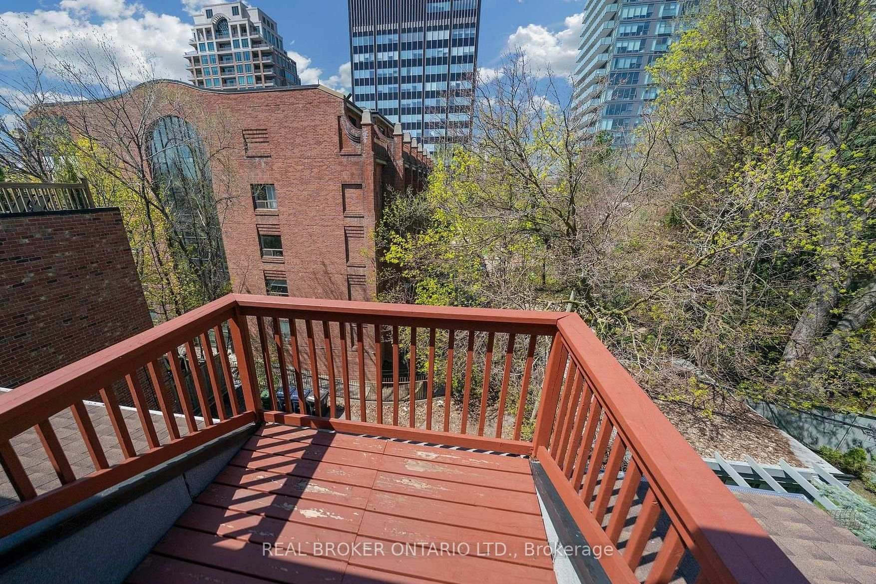 Photo 38 of Unit 3, 12 Foxbar Road, Toronto, Yonge-St. Clair — HOMEH