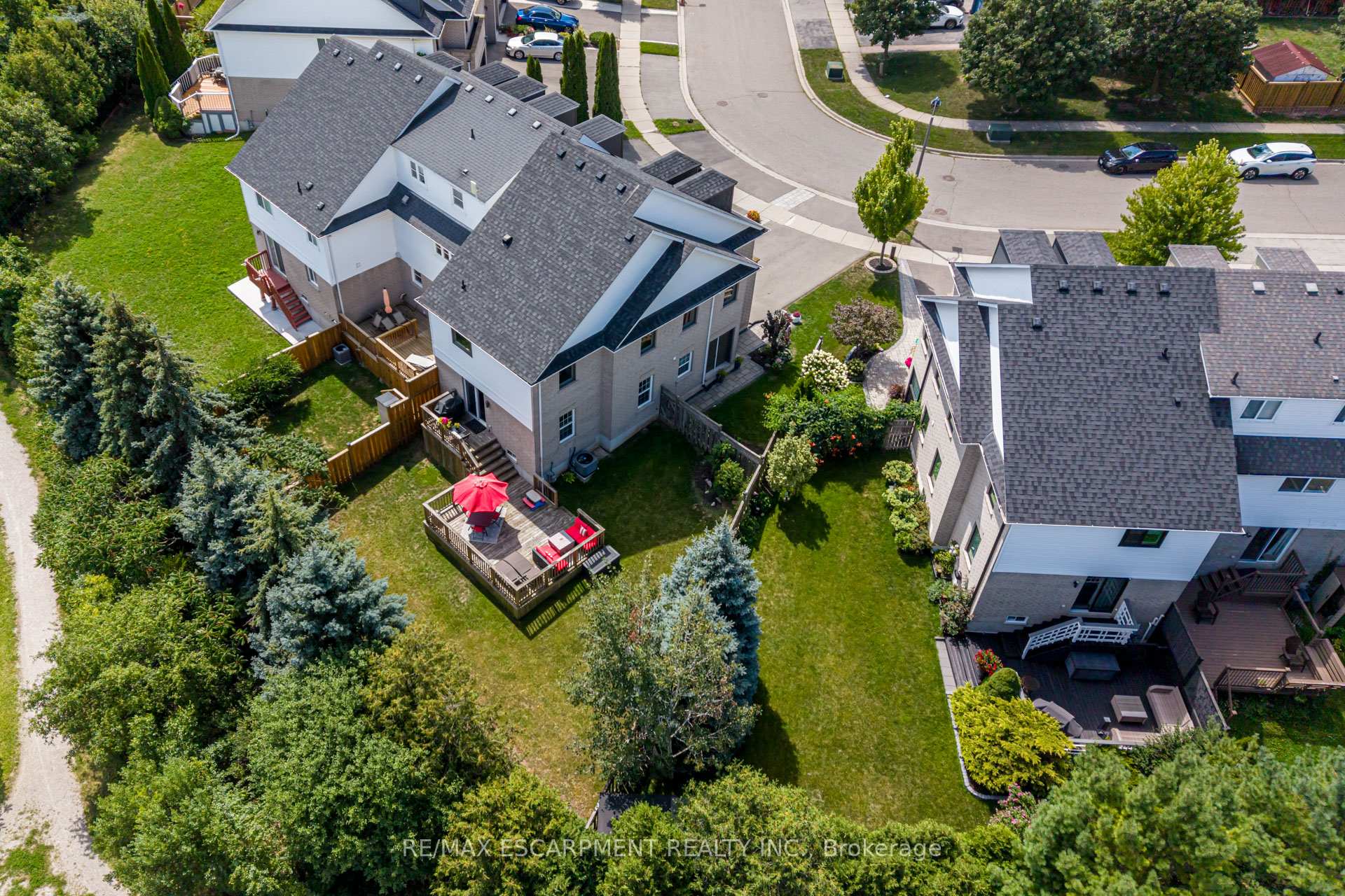 Photo 2 of 2125 White Dove Circle, Oakville, West Oak Trails — HOMEH