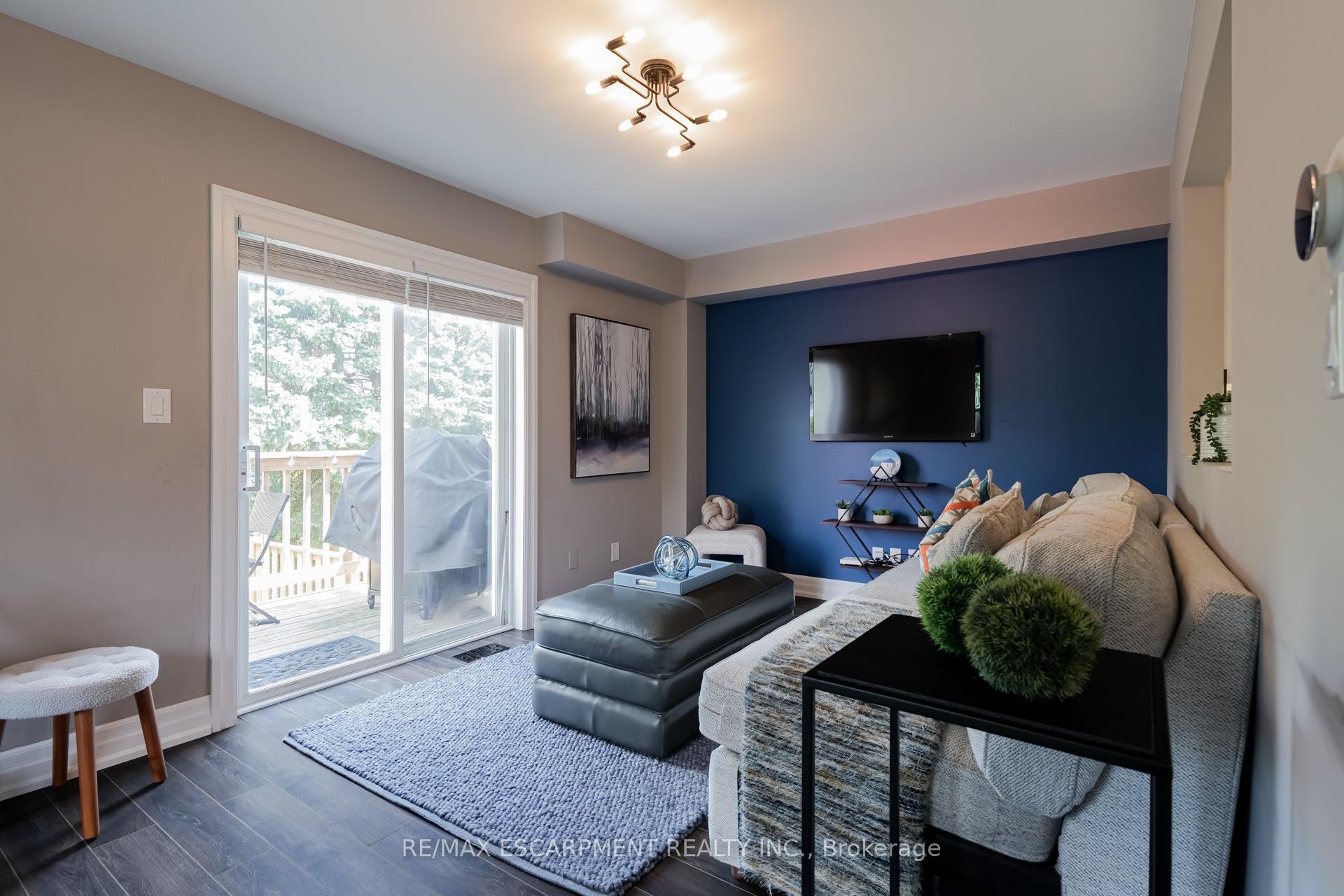 Photo 16 of 2125 White Dove Circle, Oakville, West Oak Trails — HOMEH