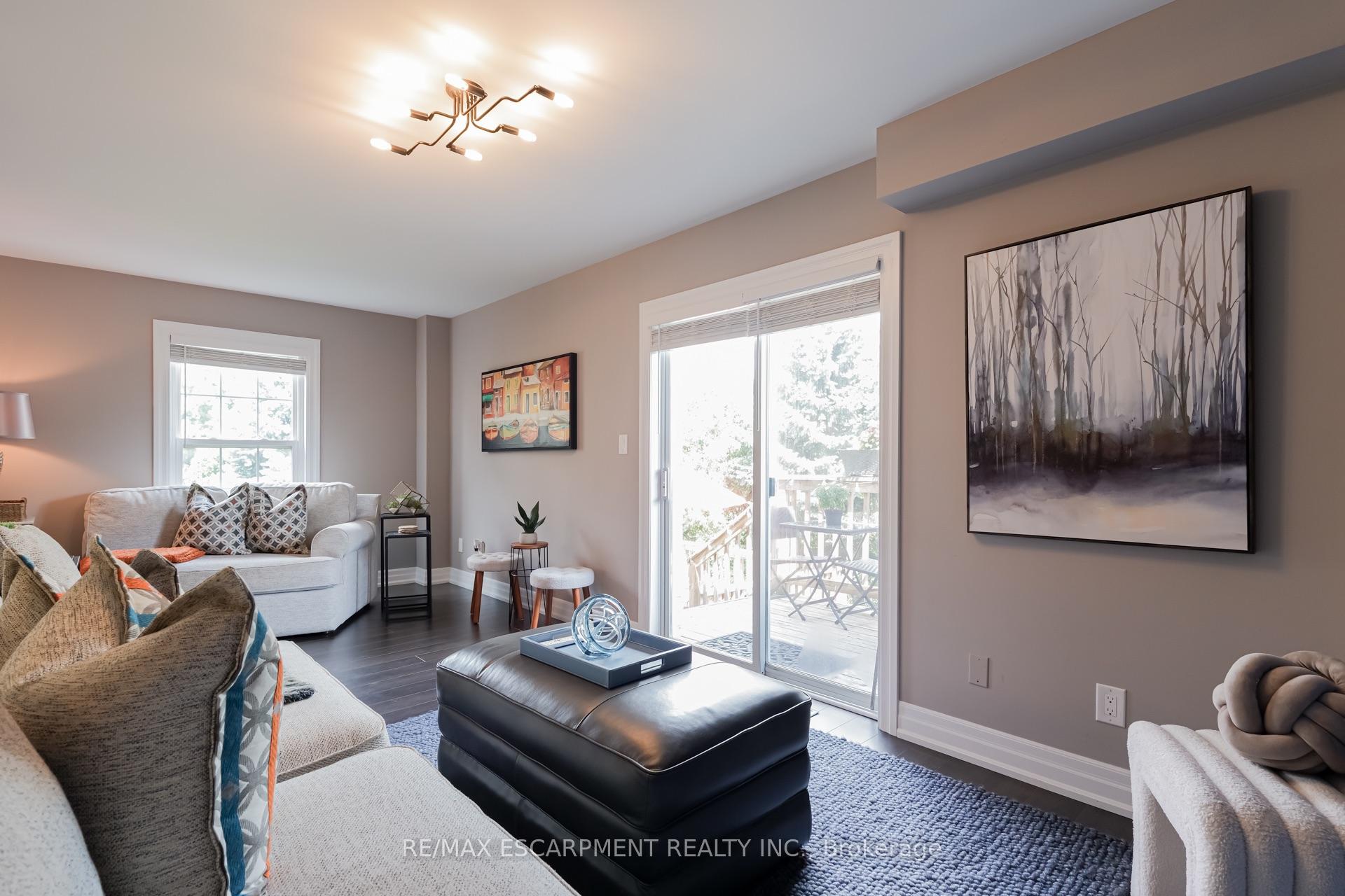 Photo 17 of 2125 White Dove Circle, Oakville, West Oak Trails — HOMEH