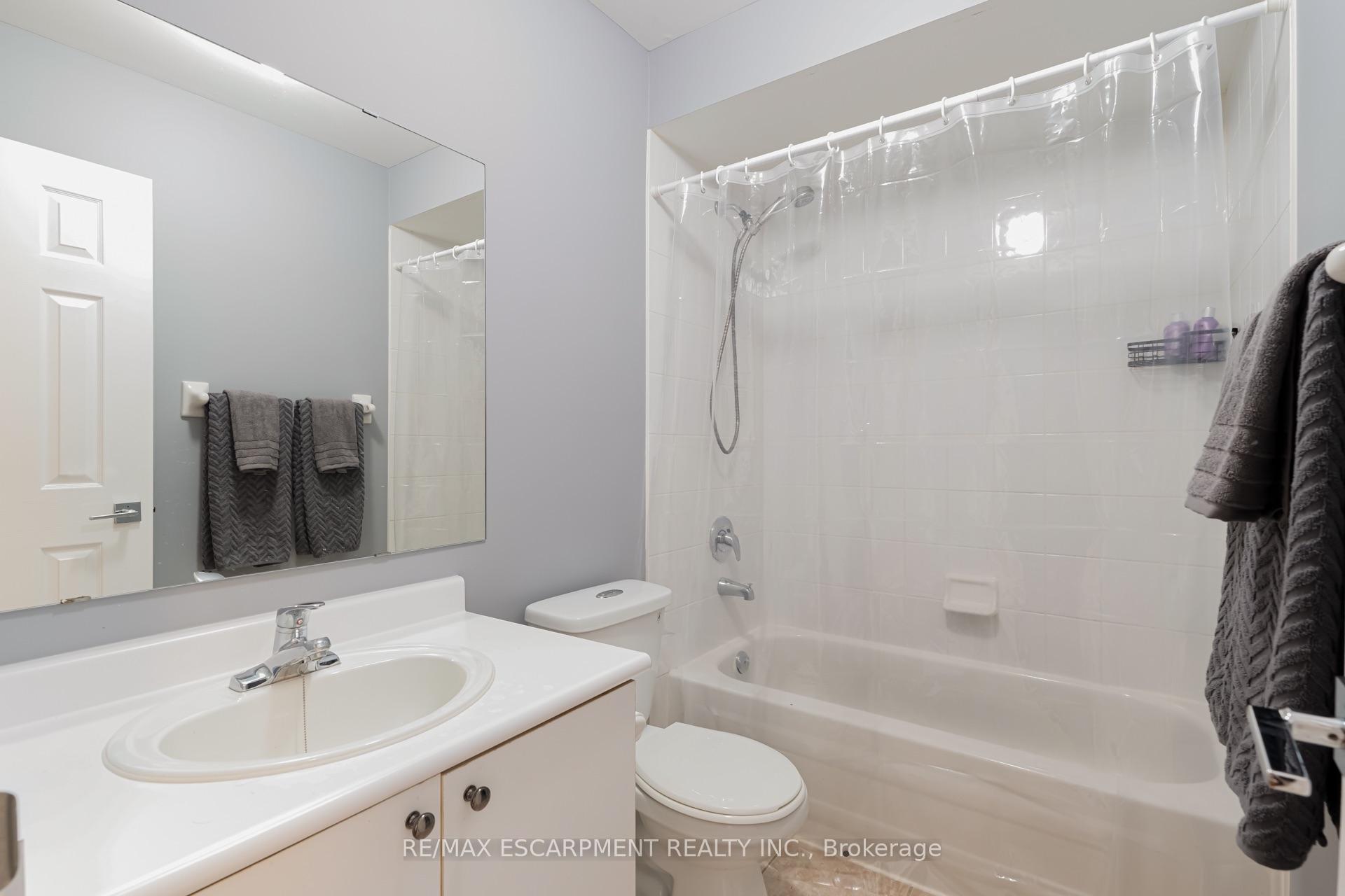 Photo 24 of 2125 White Dove Circle, Oakville, West Oak Trails — HOMEH