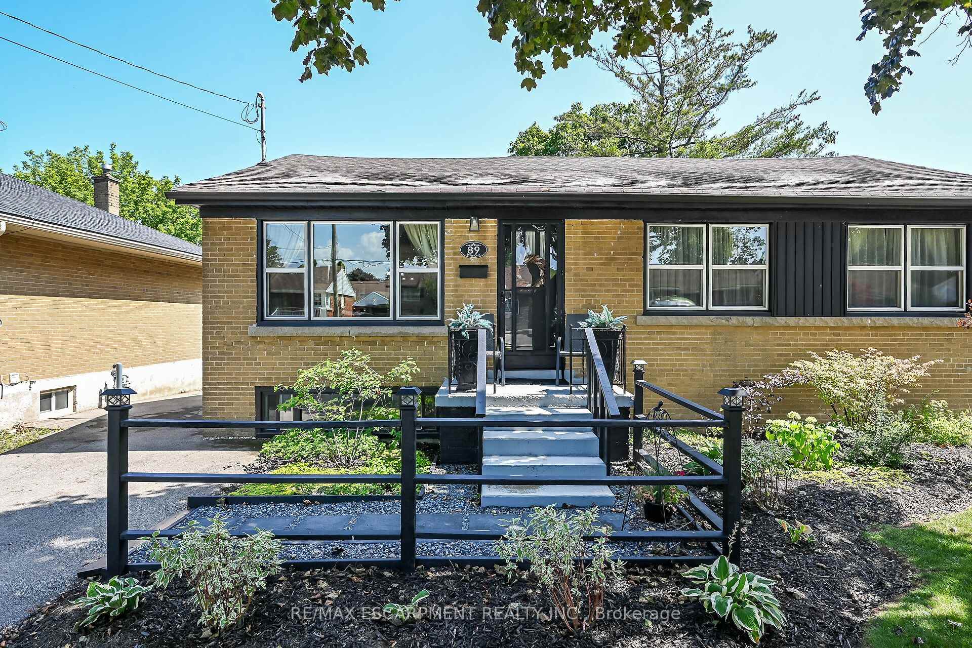 Photo 4 of 89 Wise Crescent, Hamilton, Huntington — HOMEH