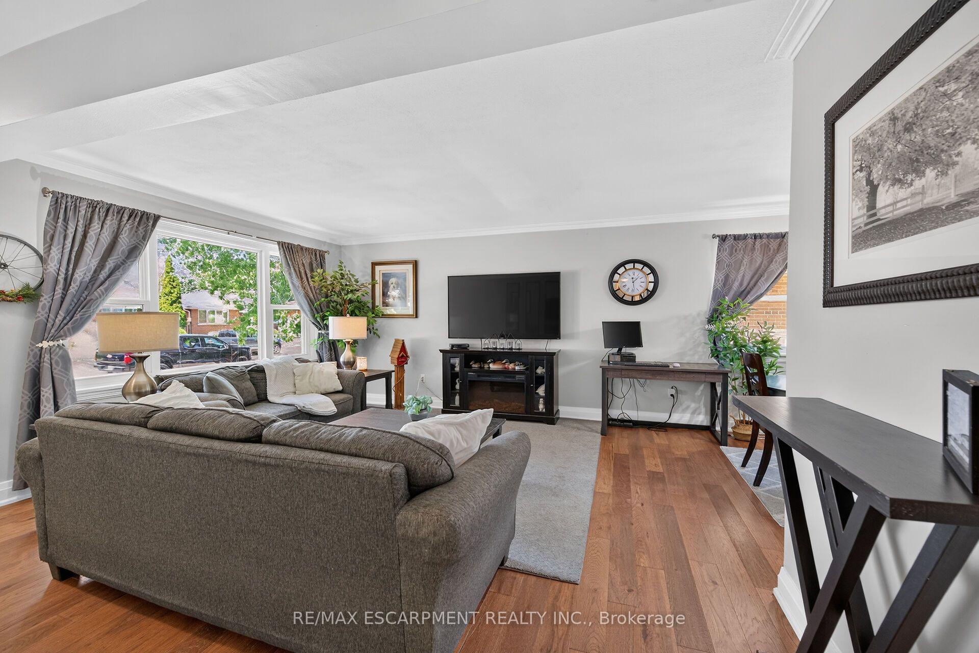 Photo 6 of 89 Wise Crescent, Hamilton, Huntington — HOMEH