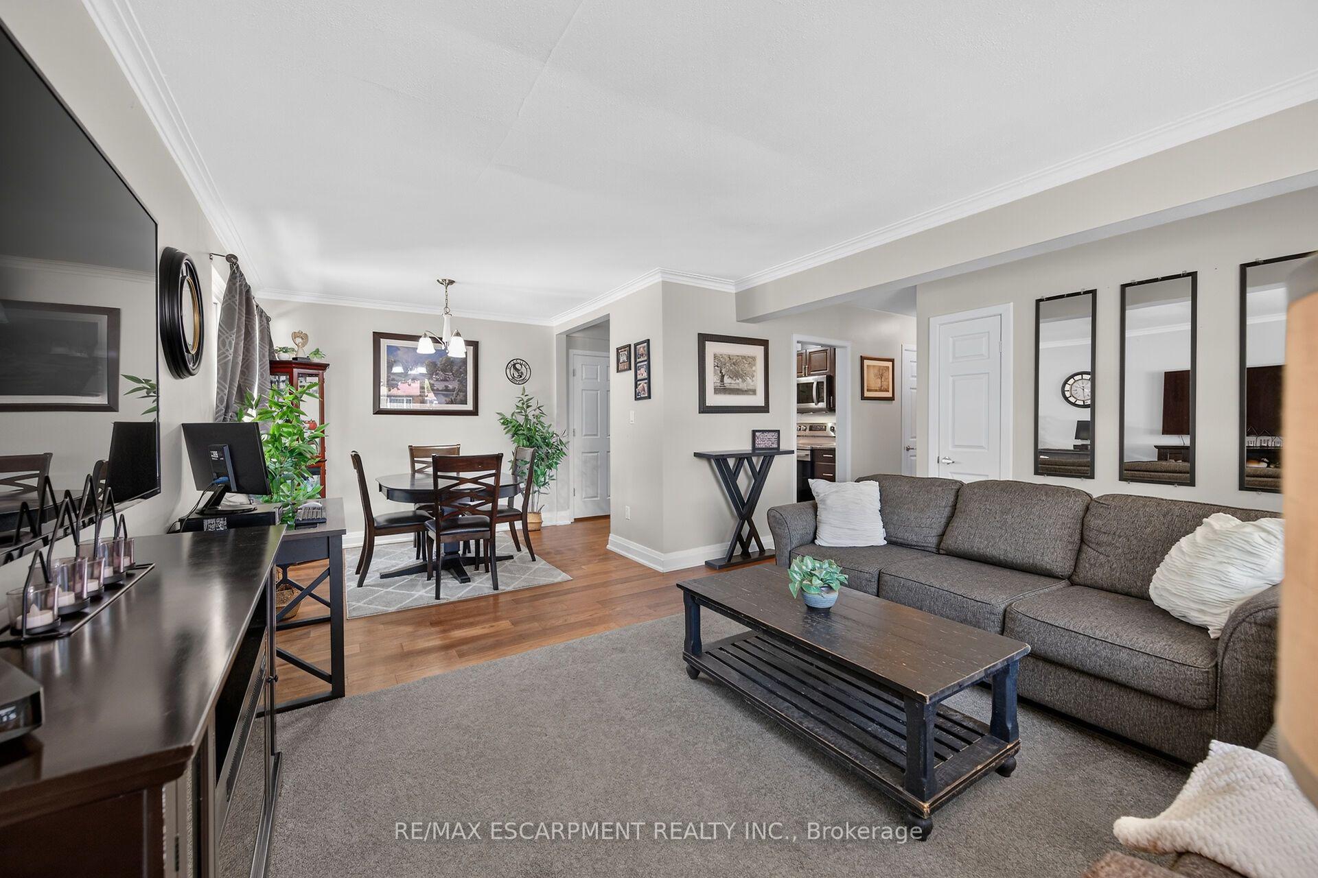 Photo 9 of 89 Wise Crescent, Hamilton, Huntington — HOMEH