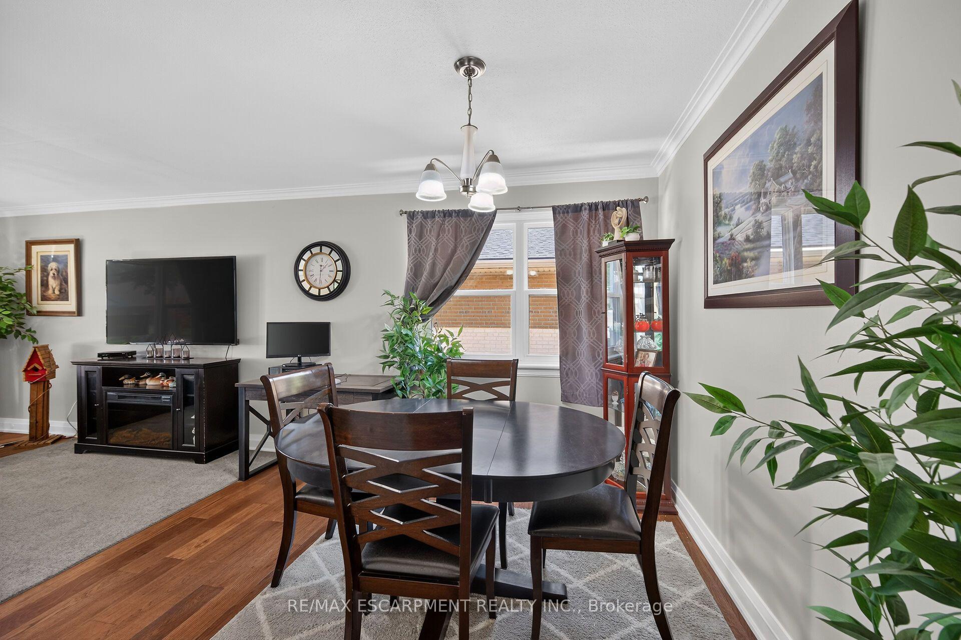 Photo 10 of 89 Wise Crescent, Hamilton, Huntington — HOMEH
