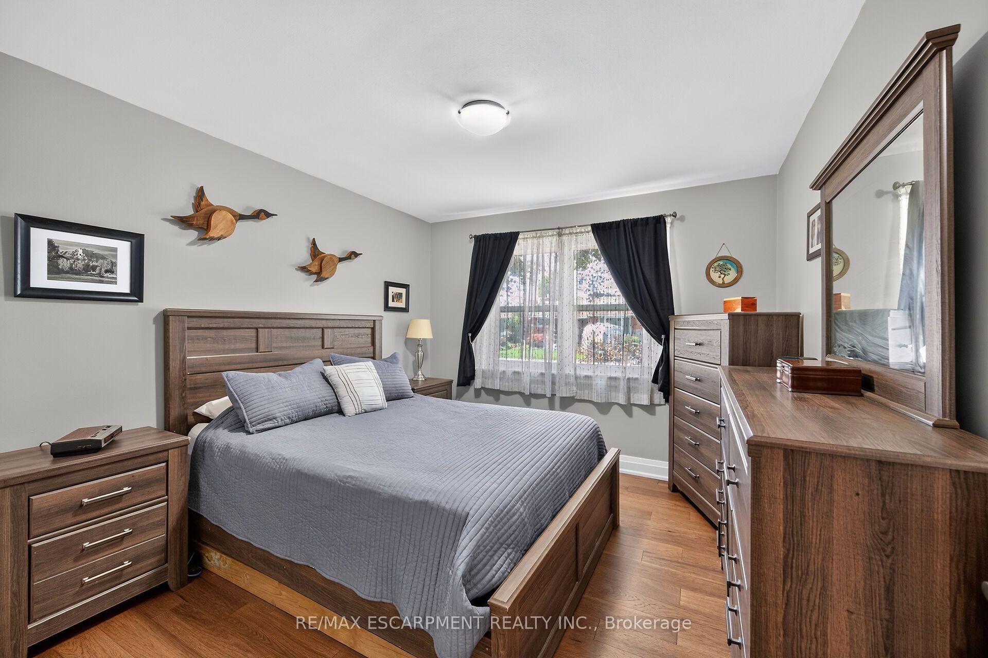 Photo 14 of 89 Wise Crescent, Hamilton, Huntington — HOMEH