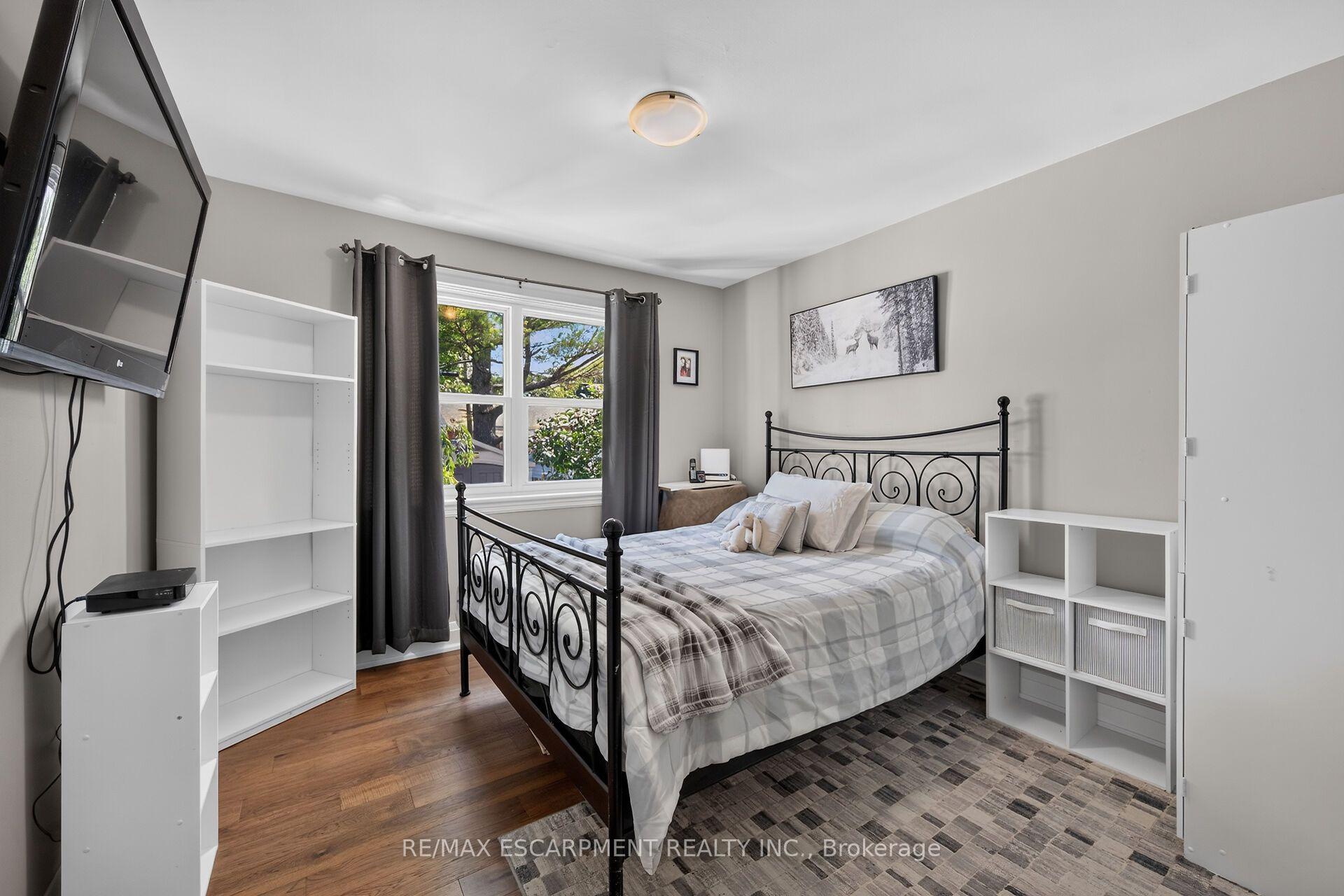 Photo 16 of 89 Wise Crescent, Hamilton, Huntington — HOMEH
