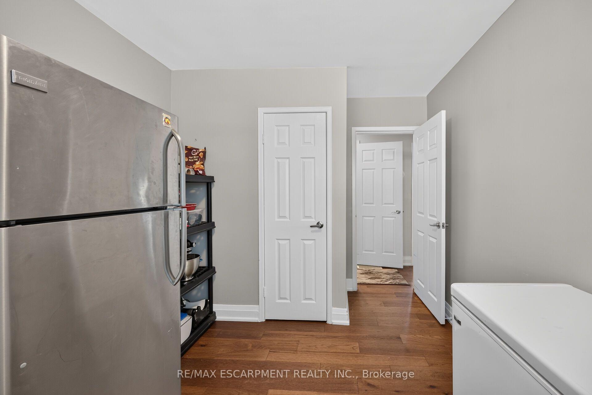 Photo 22 of 89 Wise Crescent, Hamilton, Huntington — HOMEH