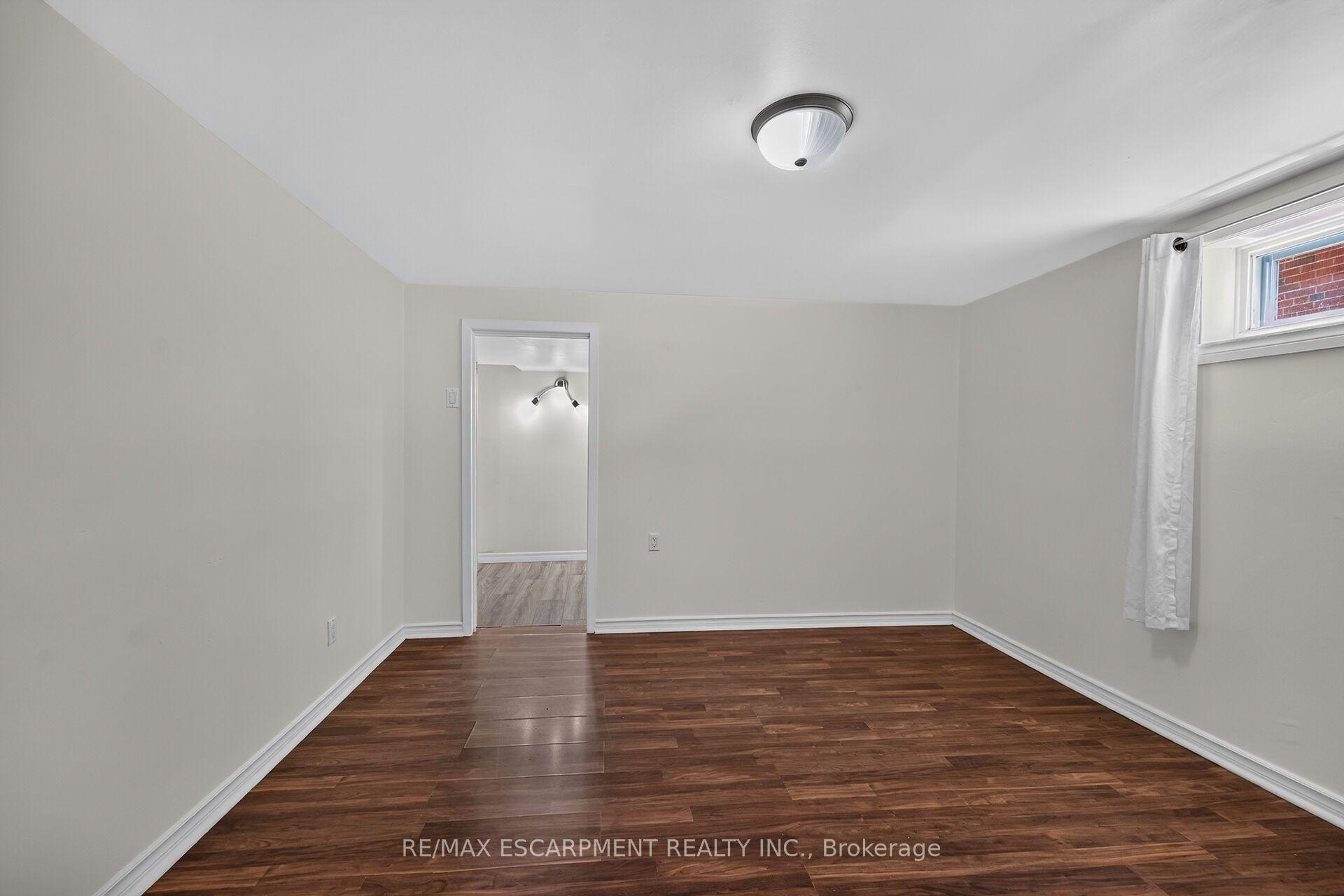 Photo 30 of 89 Wise Crescent, Hamilton, Huntington — HOMEH