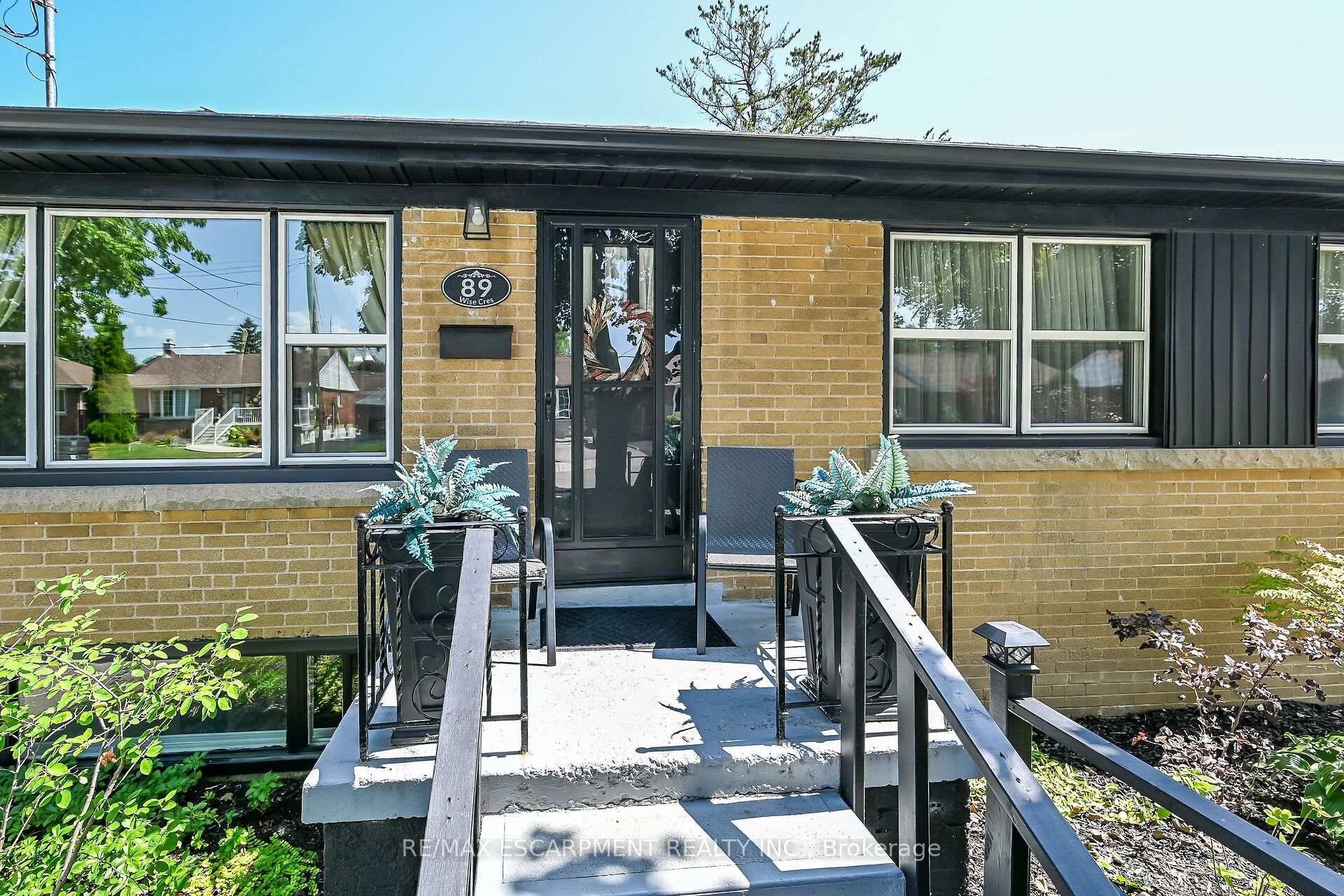 Photo 48 of 89 Wise Crescent, Hamilton, Huntington — HOMEH